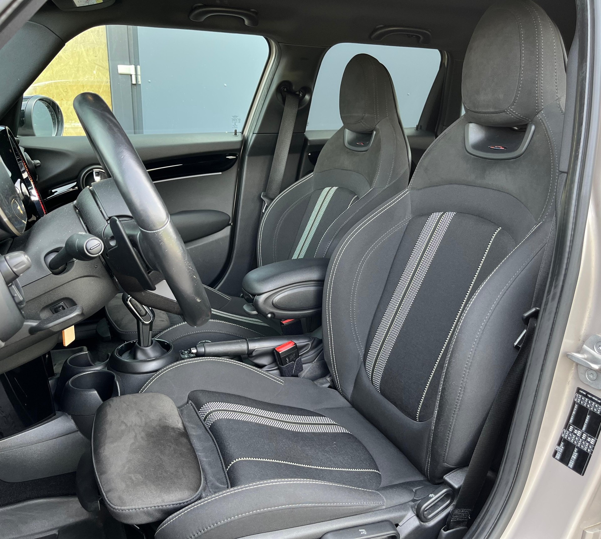 MINI Cooper S Steptronic DKG-image-11