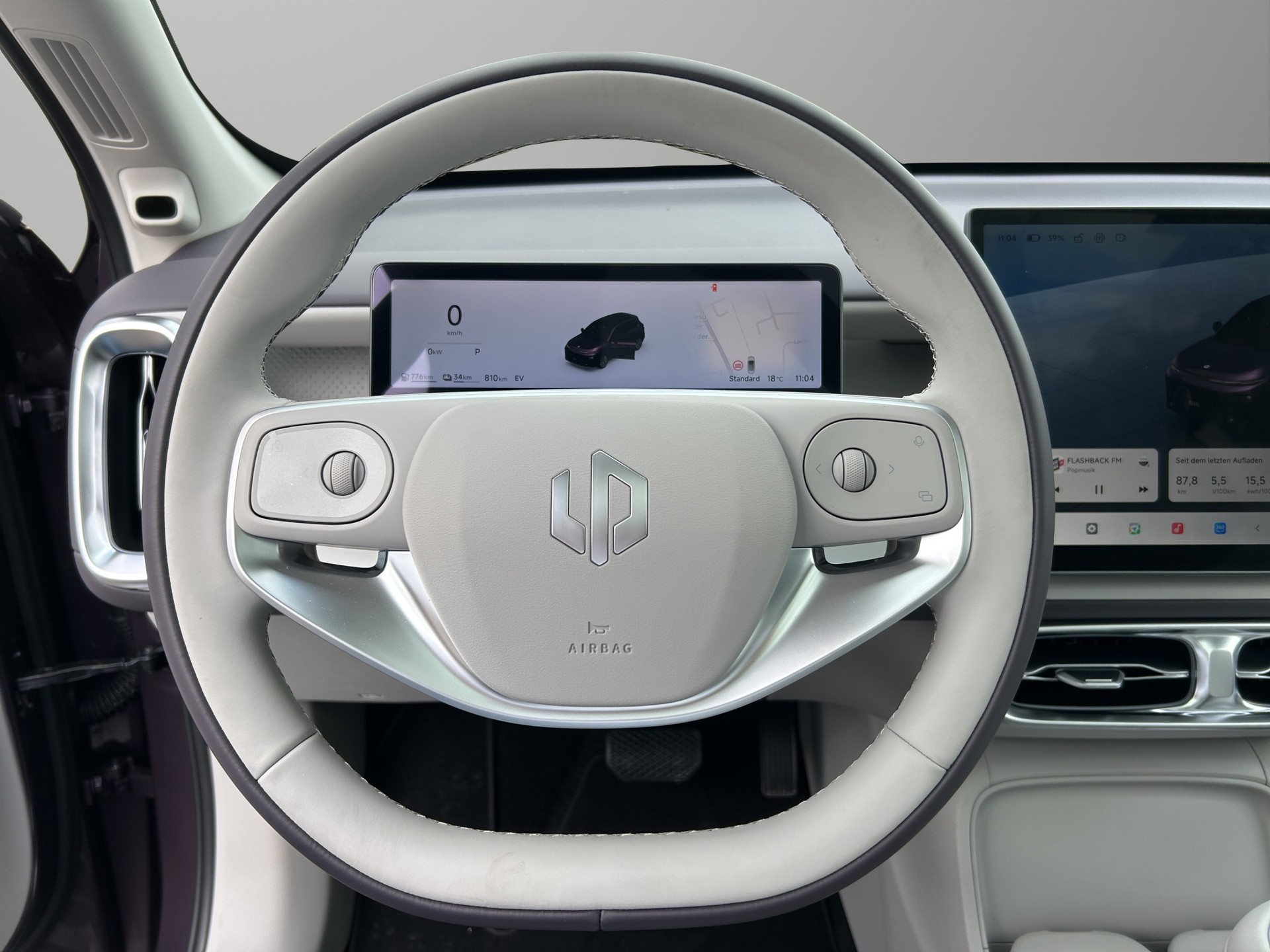 LEAPMOTOR B10 1.5 Hybrid EV-image-8