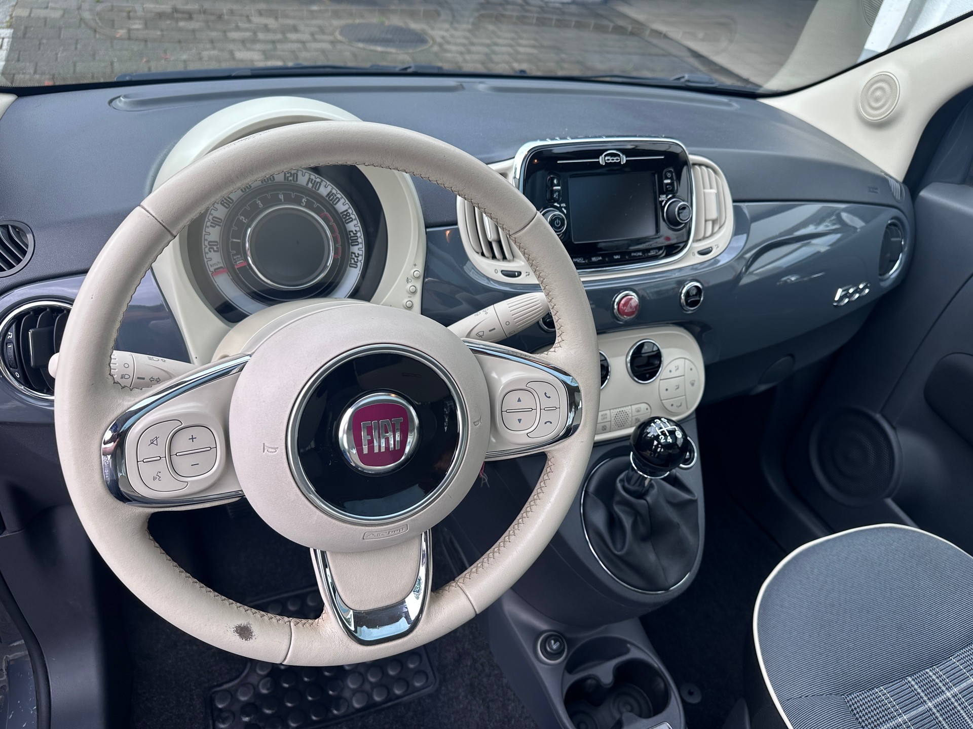 FIAT 500 1.2 Pop Star-image-9