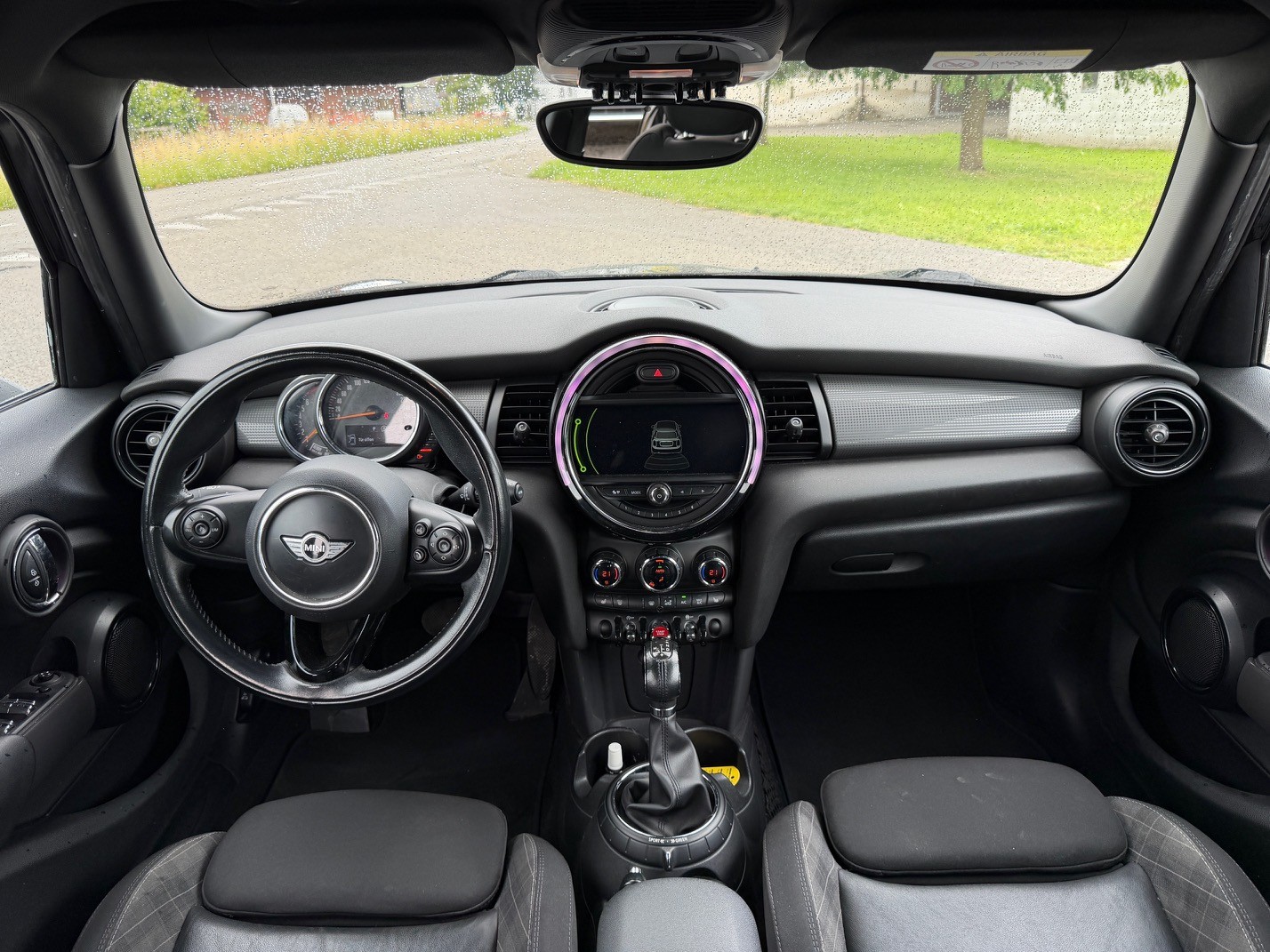 MINI Cooper Steptronic-image-6