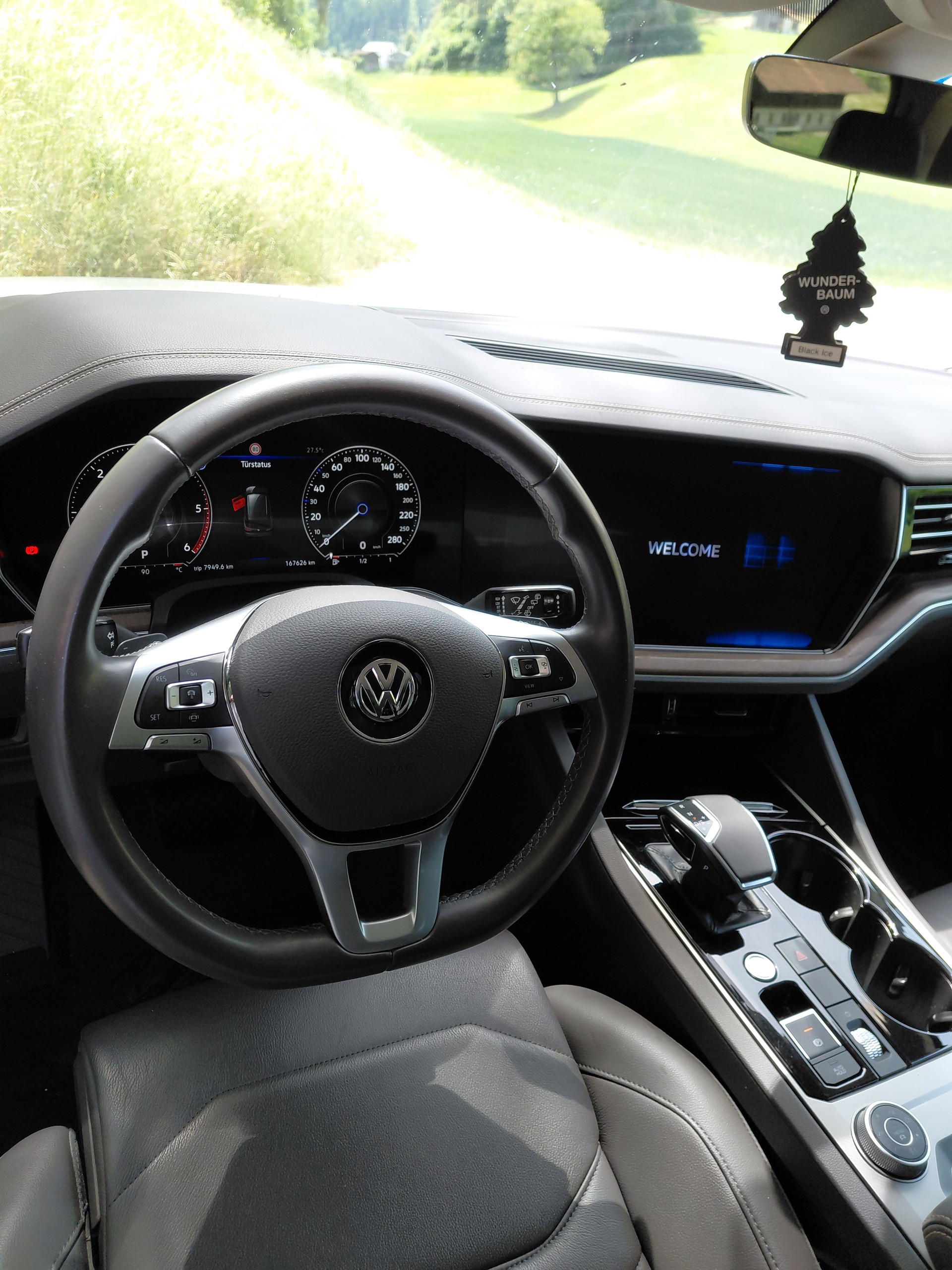 VW TOUAREG-image-3