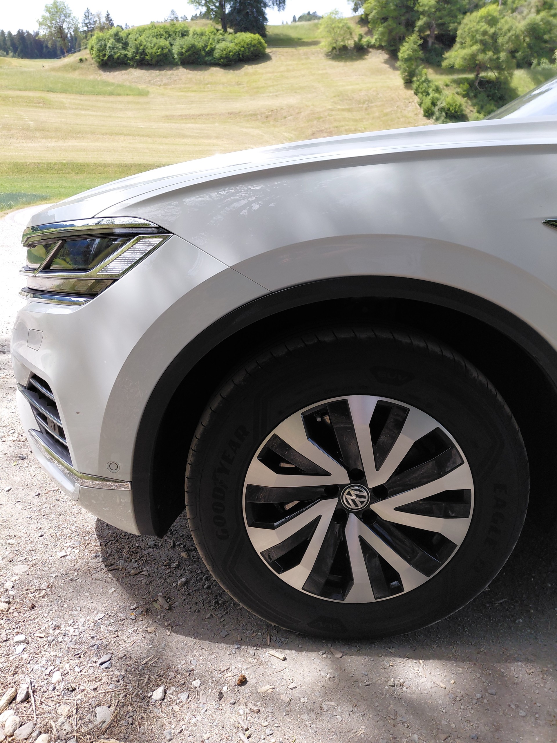 VW TOUAREG-image-7