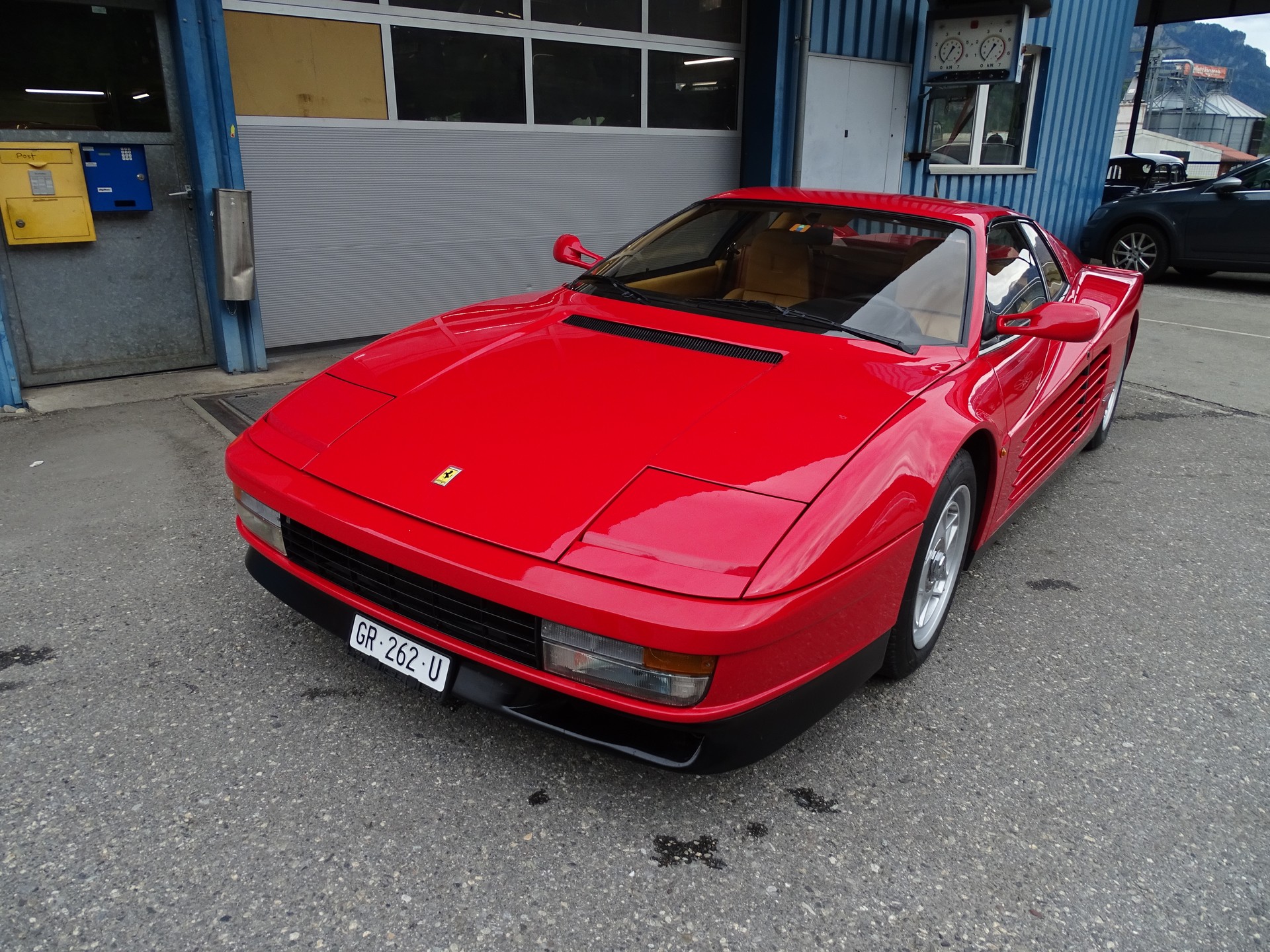 FERRARI Testarossa-image-2