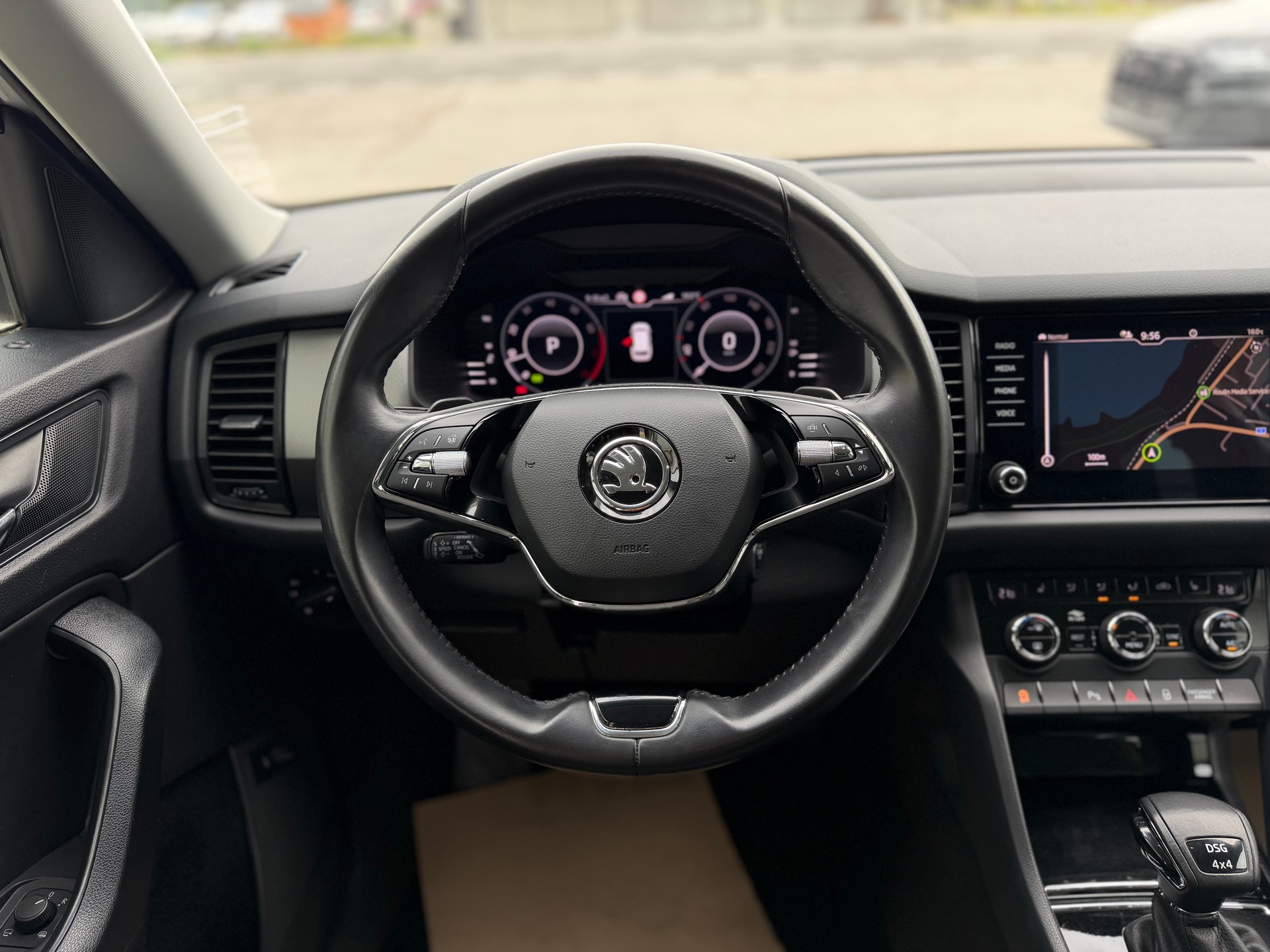SKODA Kodiaq 2.0 TSI DSG Clever 4x4-image-17