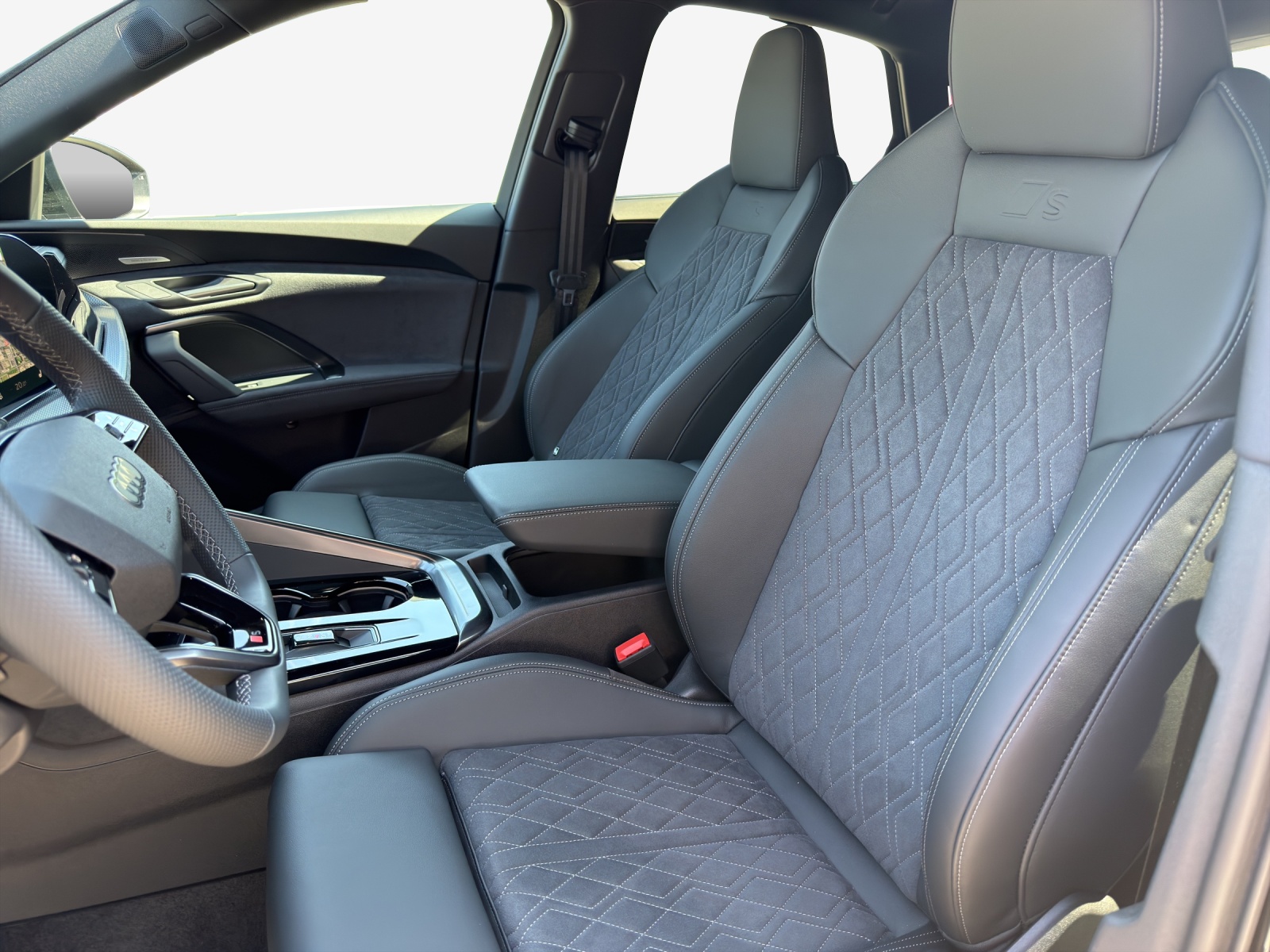 AUDI Q5 Sportback TDI quattro 150 kW S-tronic-image-7