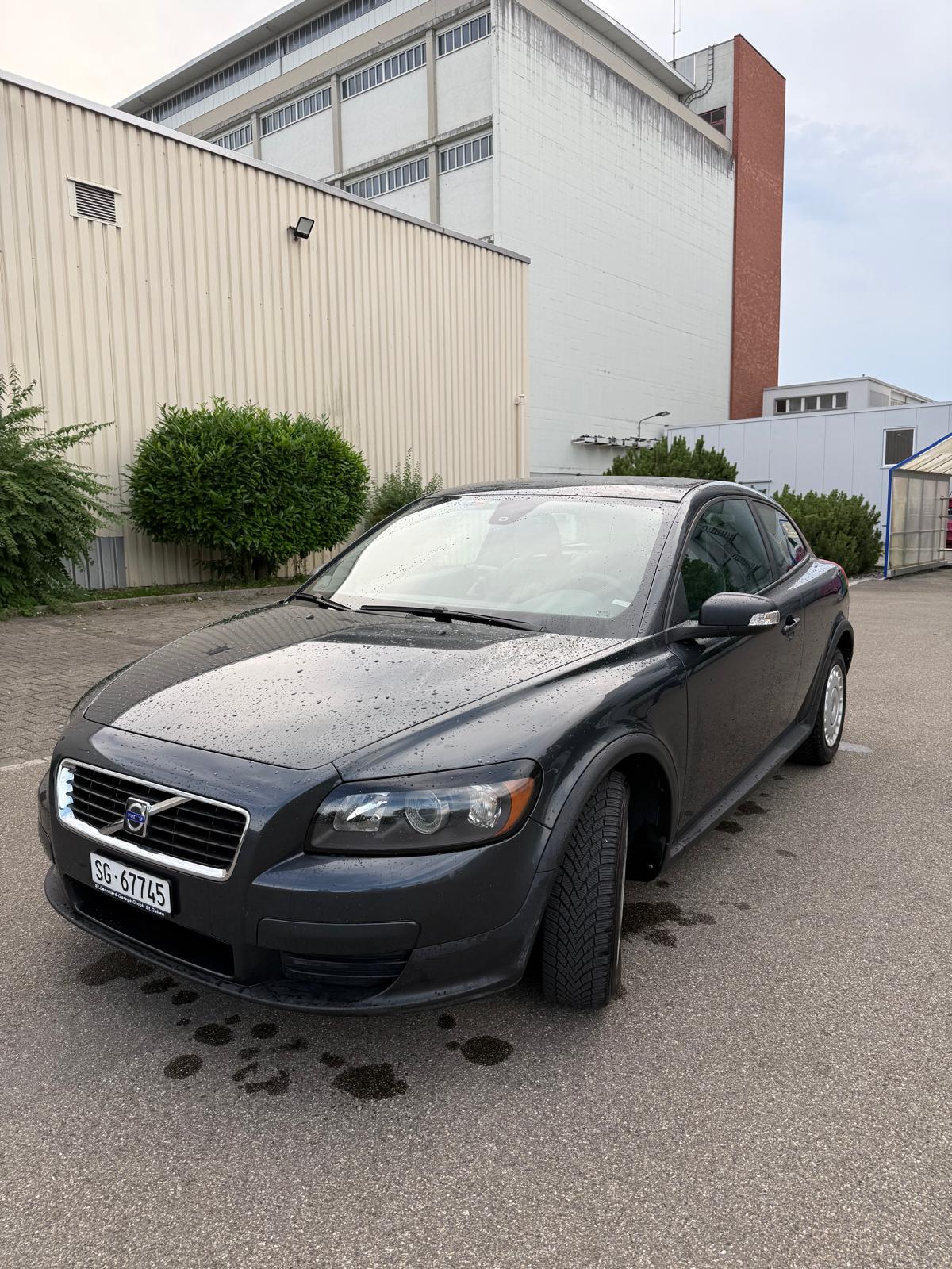 VOLVO 1.6 D Momentum