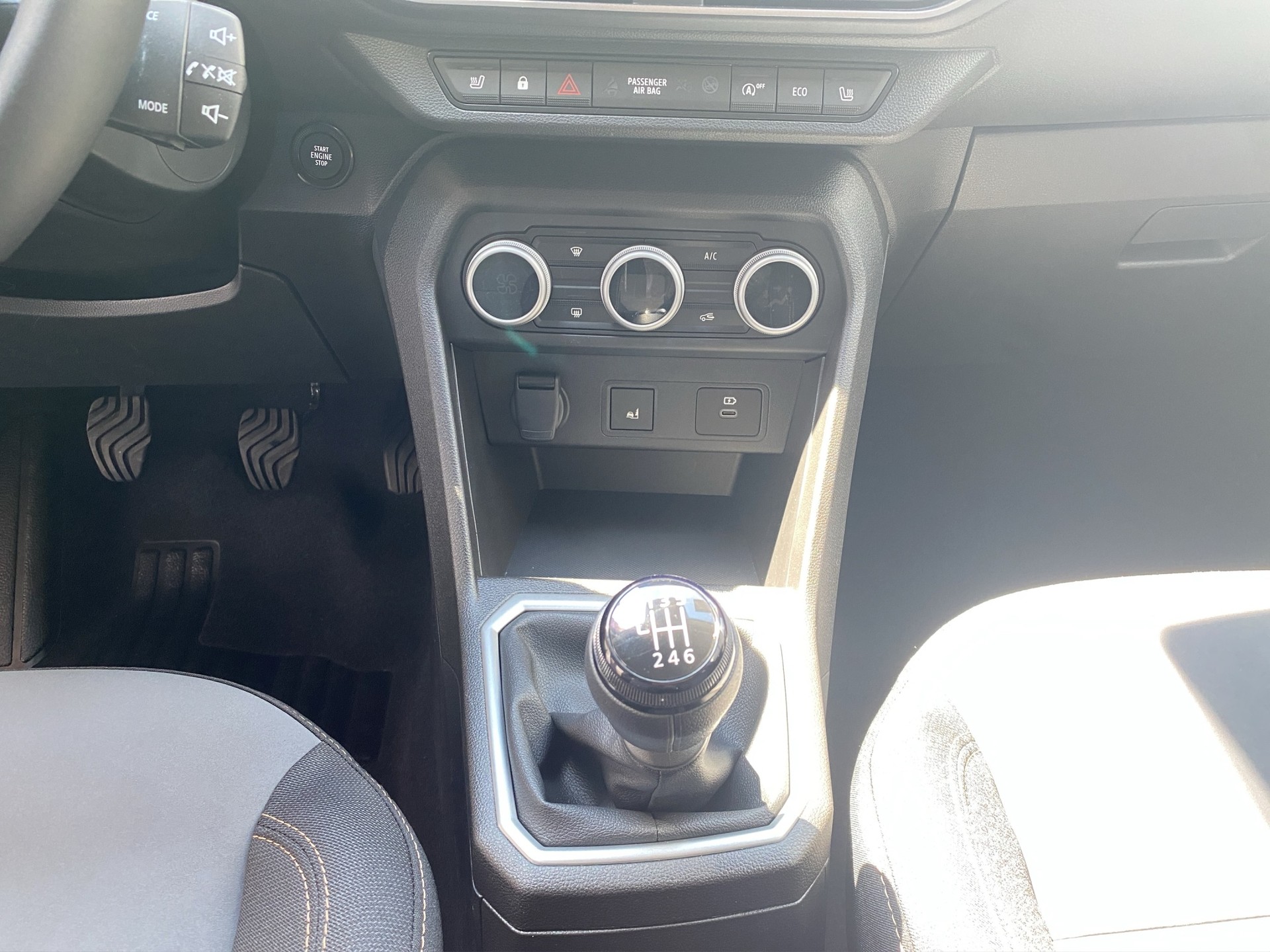 DACIA Jogger TCe 110 Extreme-image-11