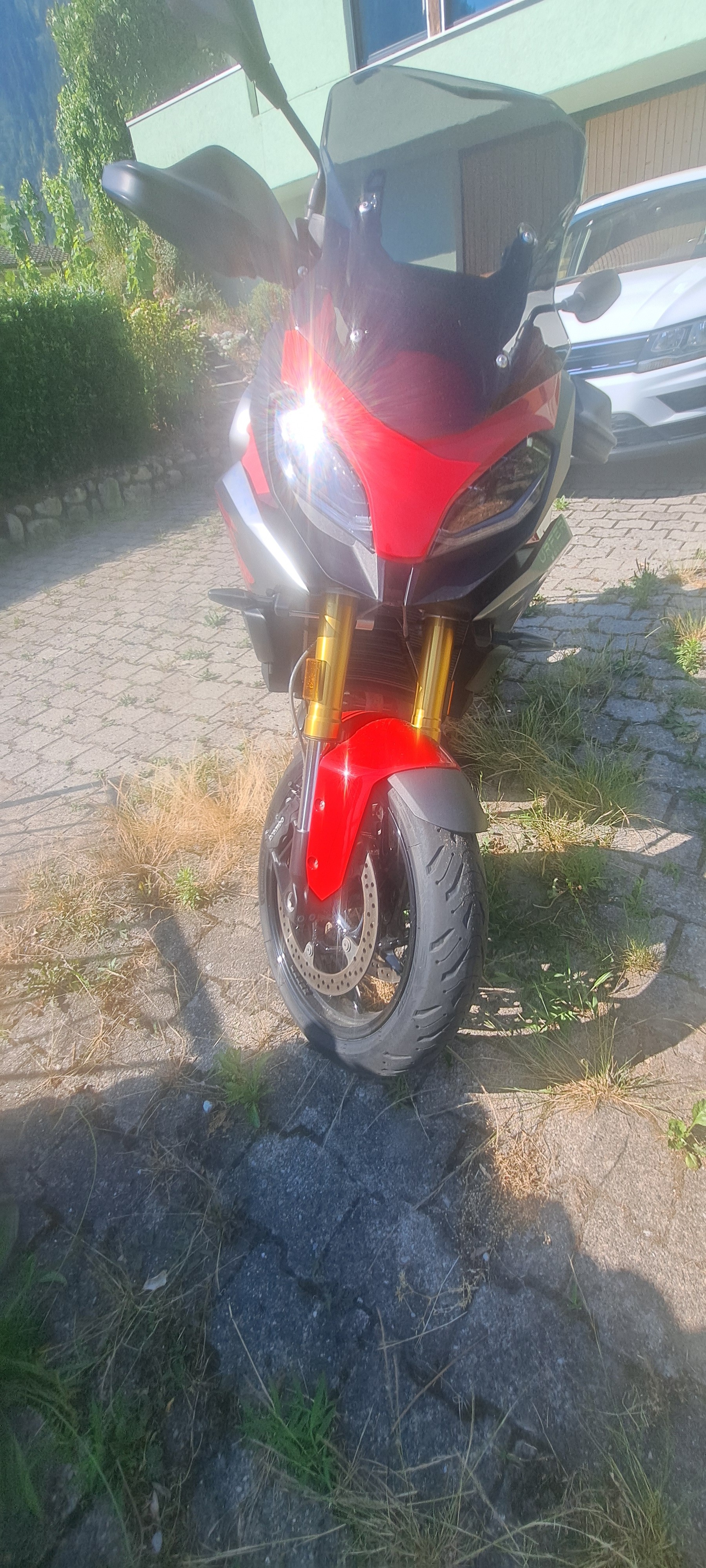 BMW F 900 XR A2 ABS-image-4