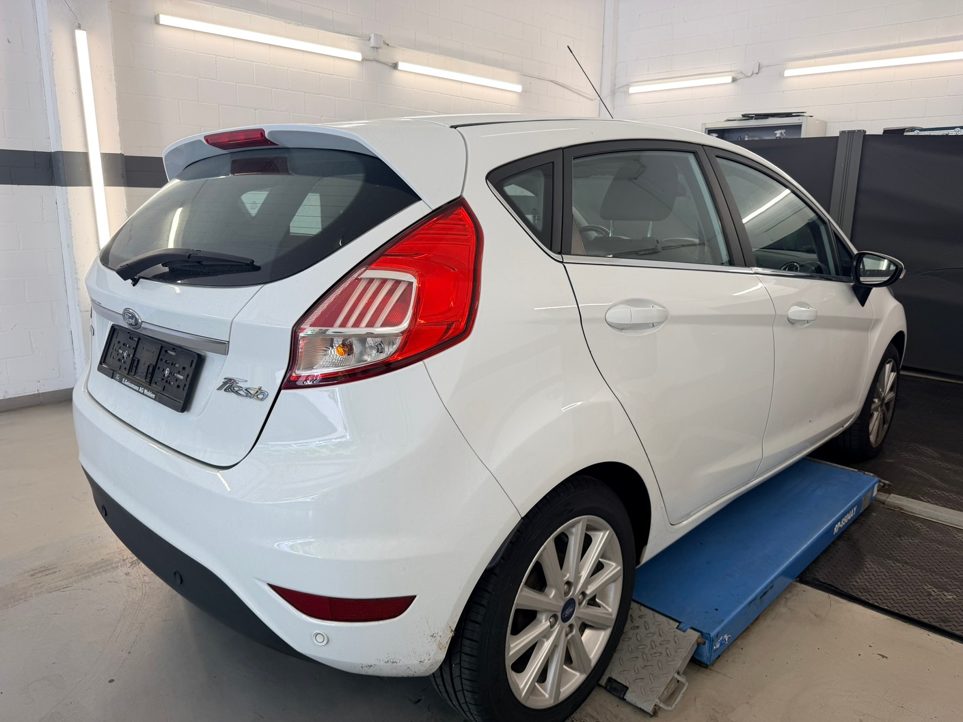 FORD Fiesta 1.0 SCTi Energy Edition PowerShift-showroom-element-3