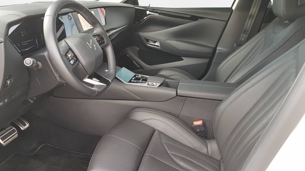 DS AUTOMOBILES DS4 1.6 E-Tense Rivoli-image-6