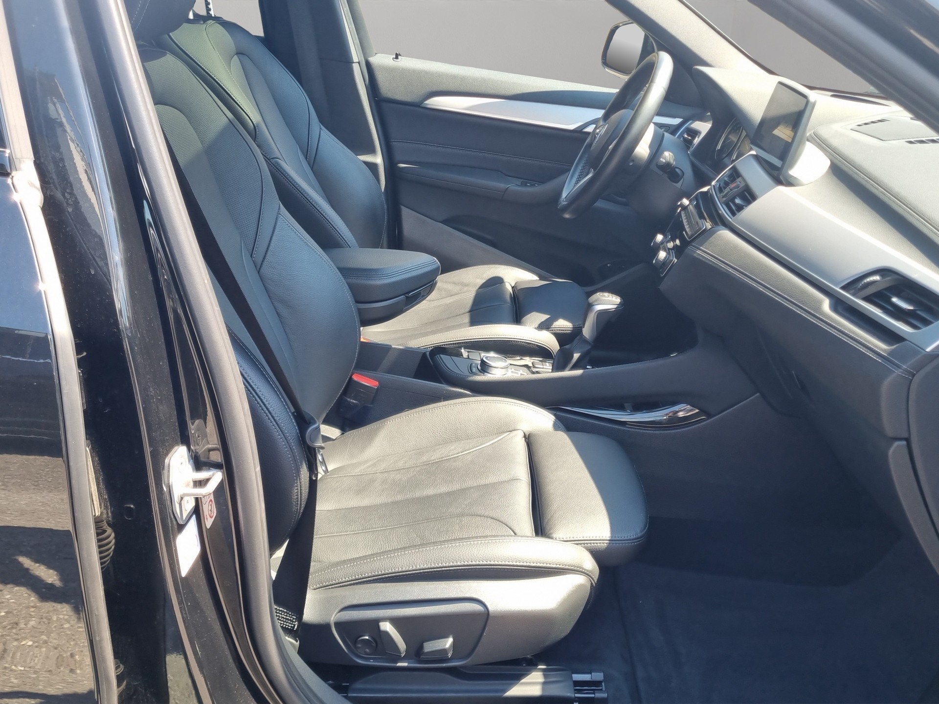 BMW X2 xDrive 25e M Sport Steptronic-image-21