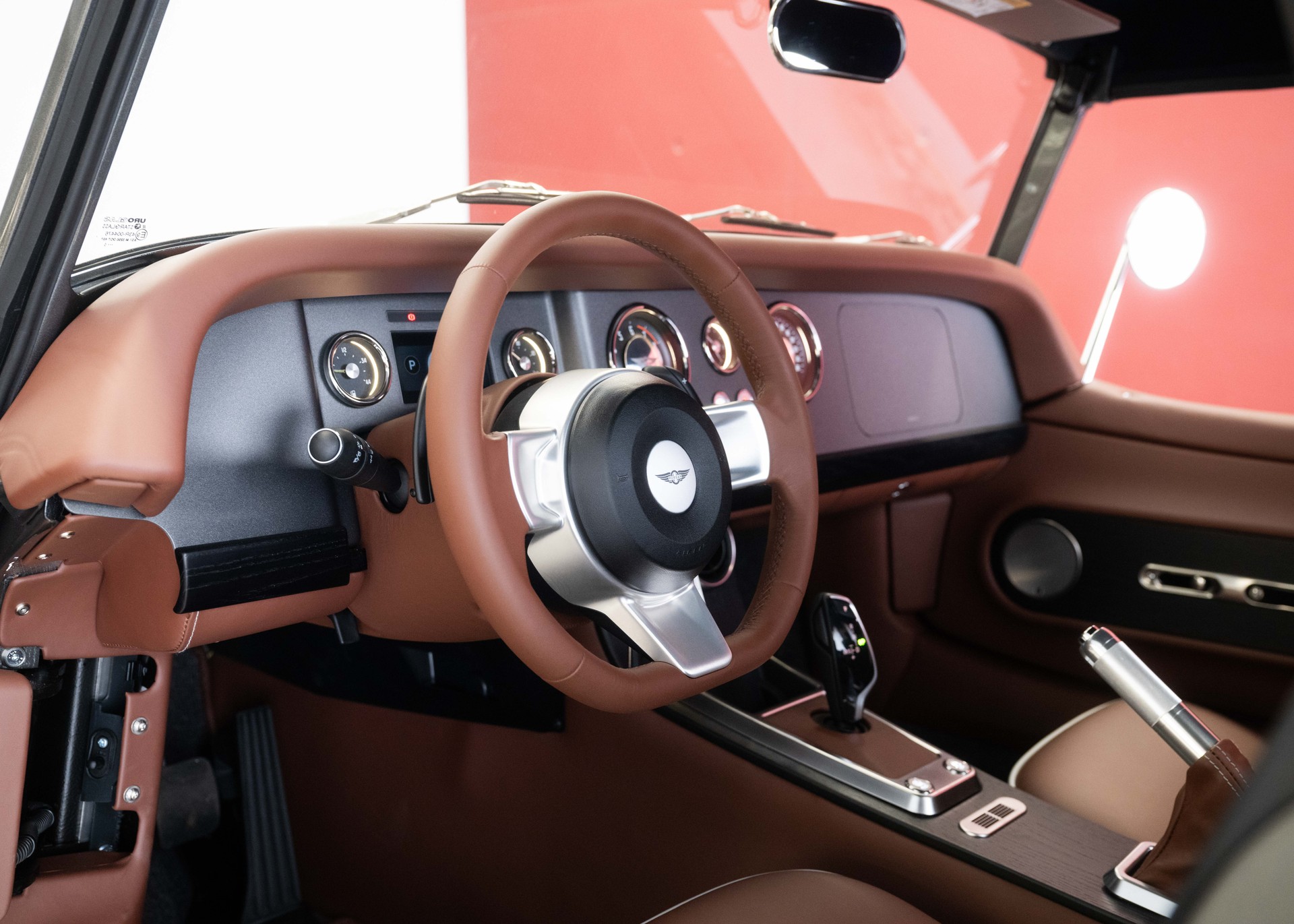 MORGAN Supersport 3.0 Bespoke (New Swiss car, special order, sports exhaust, hardtop, 30-month warranty)-image-18