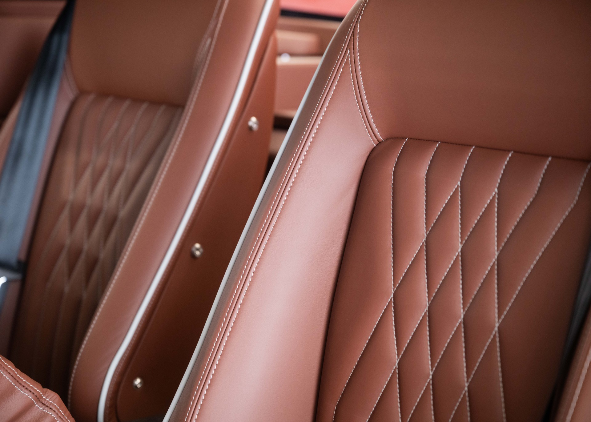 MORGAN Supersport 3.0 Bespoke (New Swiss car, special order, sports exhaust, hardtop, 30-month warranty)-image-23