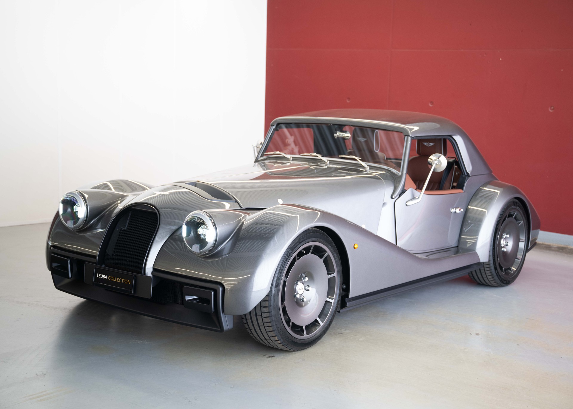 MORGAN Supersport 3.0 Bespoke (New Swiss car, special order, sports exhaust, hardtop, 30-month warranty)-image-4