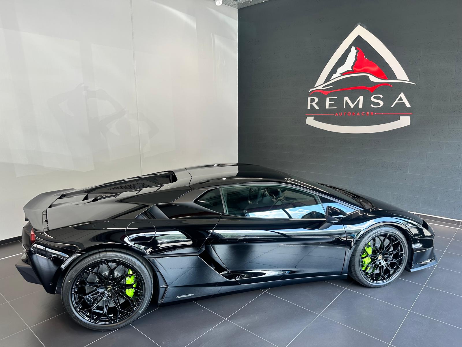 LAMBORGHINI Temerario HPEV-image-2