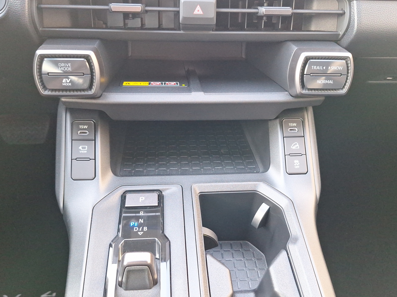 TOYOTA RAV4 2.5 HEV Style-image-12