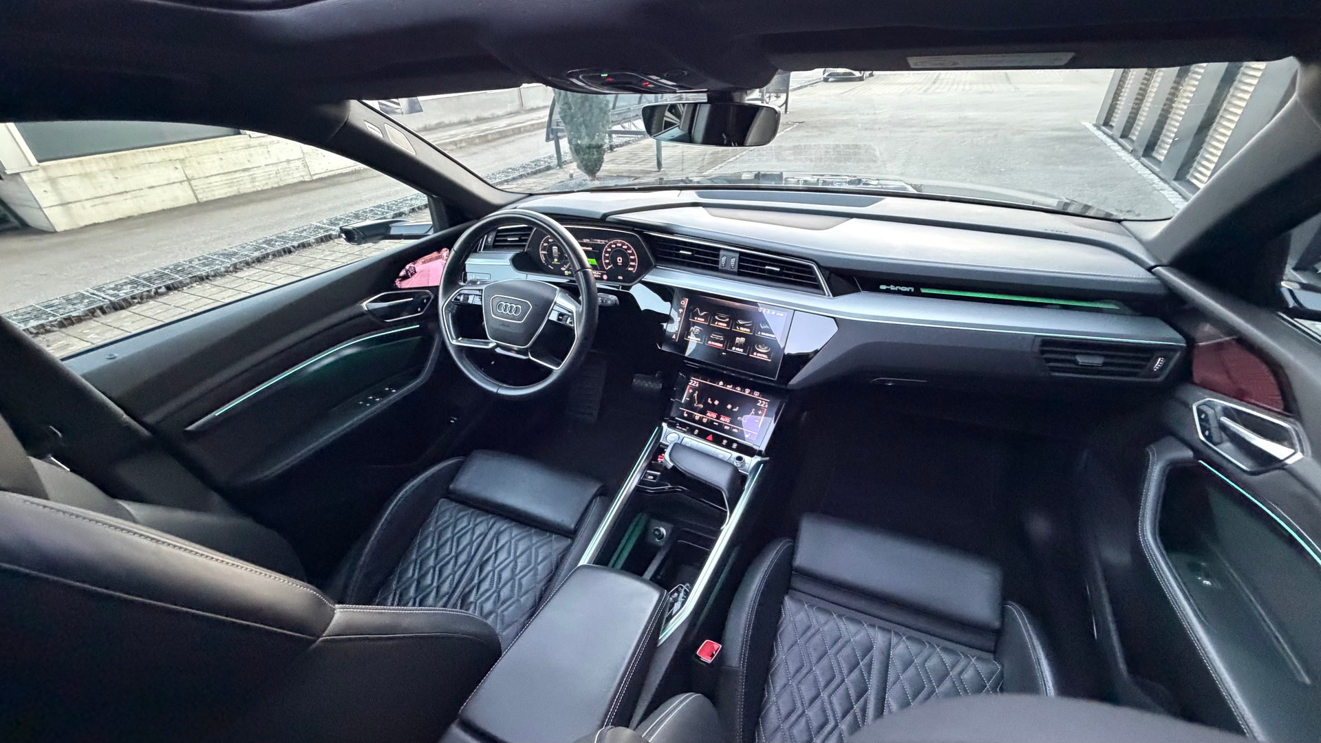 AUDI e-tron 55 S Line quattro♦️8 Jahre Garantie auf Batterie*Topausstattung♦️-image-23