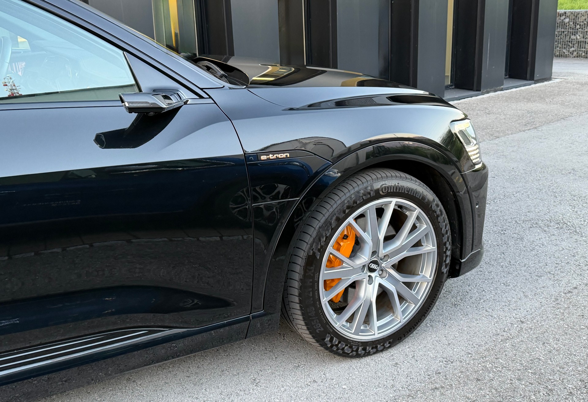 AUDI e-tron 55 S Line quattro♦️8 Jahre Garantie auf Batterie*Topausstattung♦️-showroom-element-2
