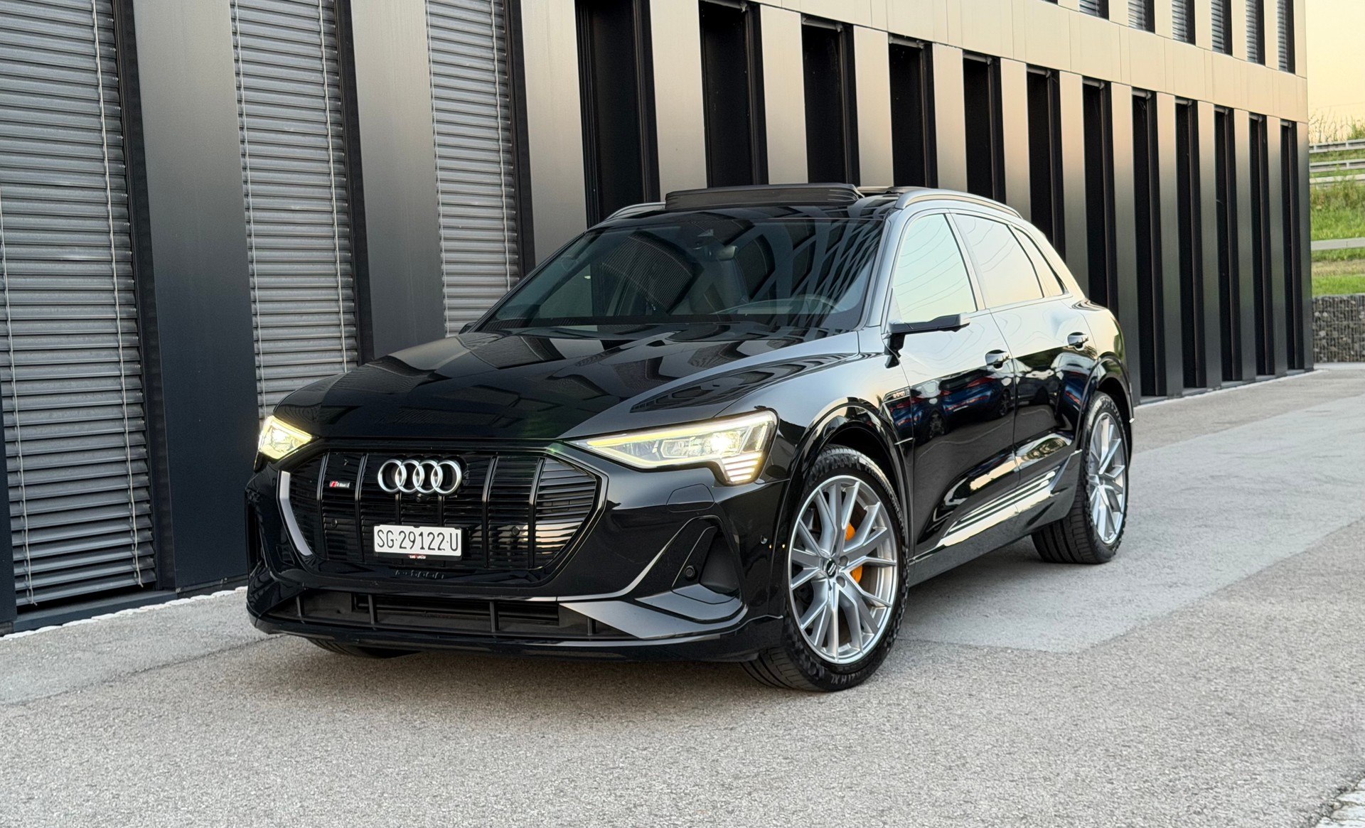 AUDI e-tron 55 S Line quattro♦️8 Jahre Garantie auf Batterie*Topausstattung♦️-image-15