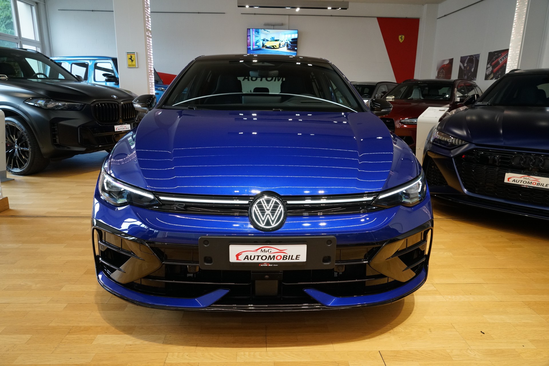 VW Golf 2.0 TSI R Black Edition DSG 4 Motion ABT 400 PS Akrapovič-showroom-element-1