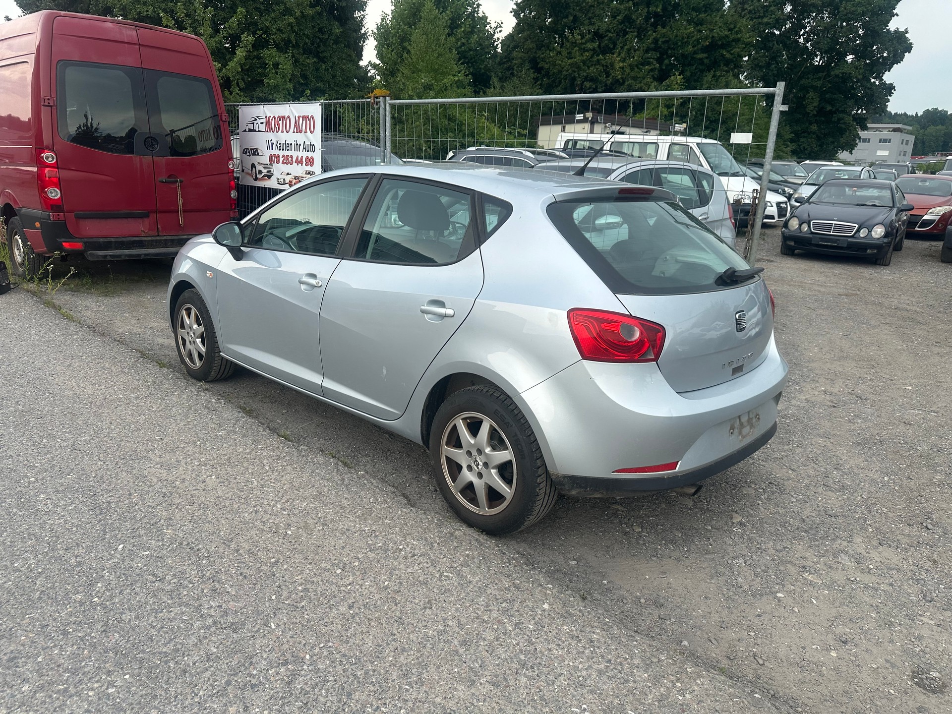 SEAT Ibiza 1.6 Style DSG-image-5