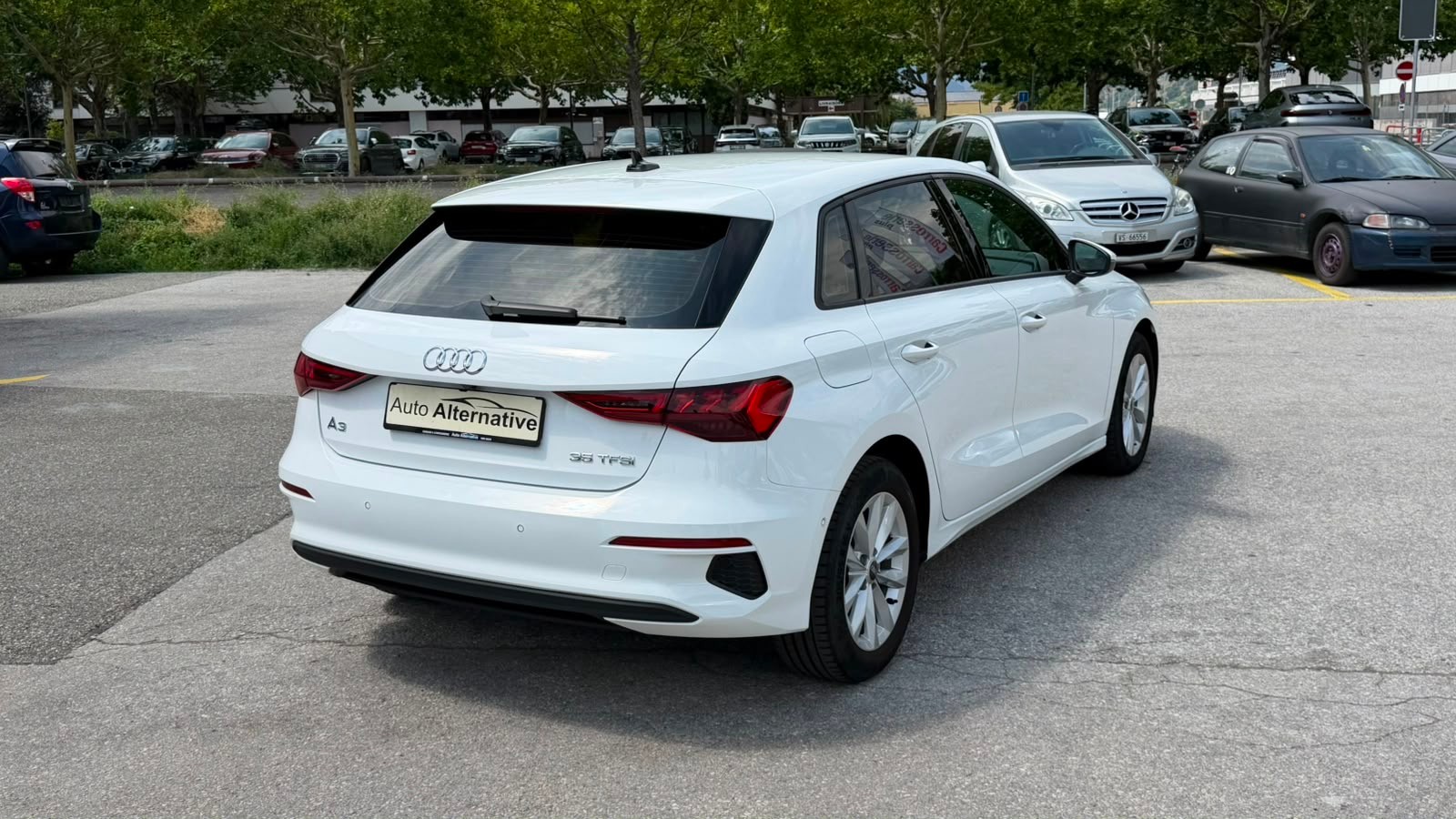 AUDI A3 Sportback 35 TFSI S line Attraction S-tronic-image-6