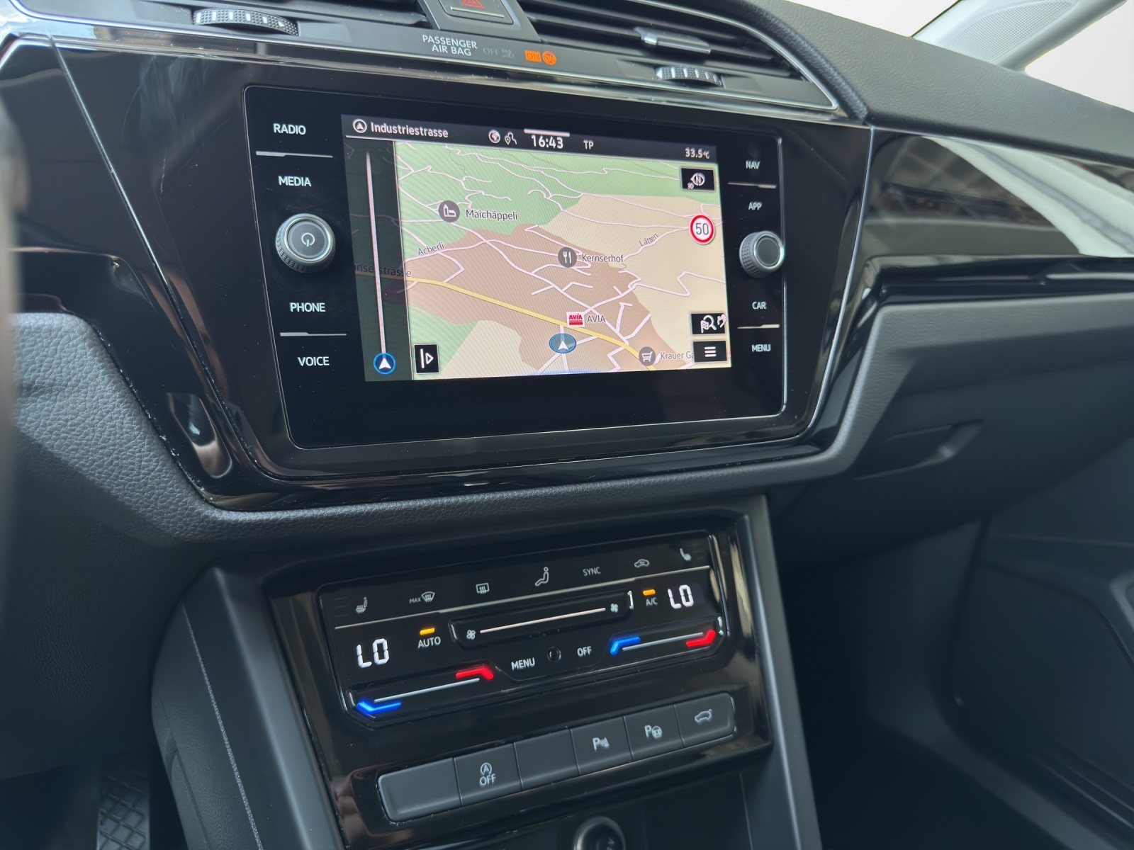VW Touran 1.5 TSI Comfortline DSG-image-11