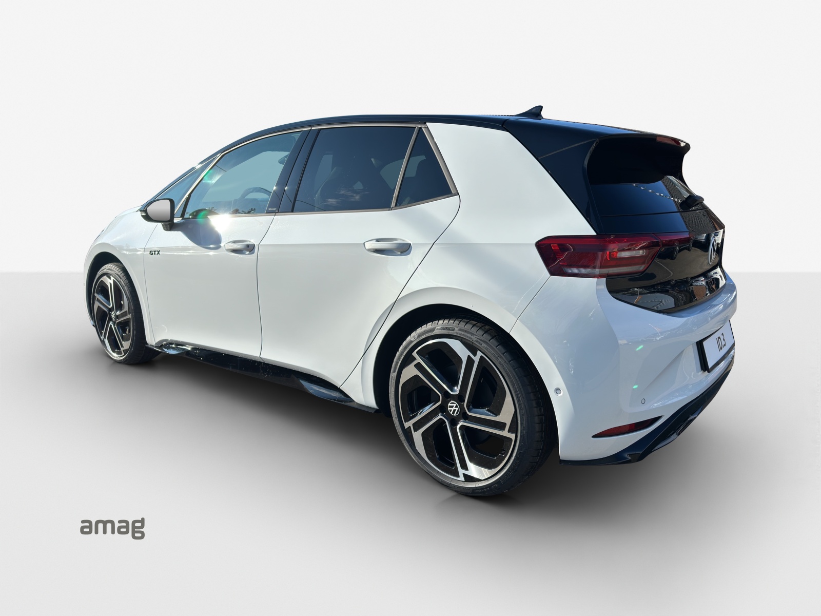 VW ID.3 GTX 79 kWh GTX-showroom-element-2