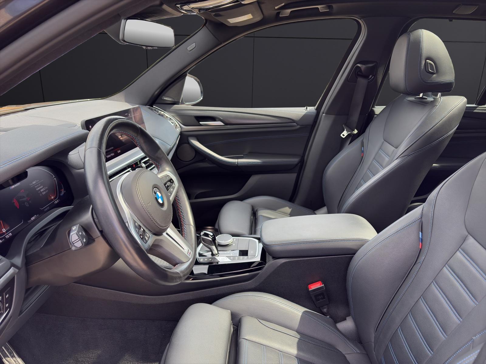BMW X3 M40i xDrive-showroom-element-1