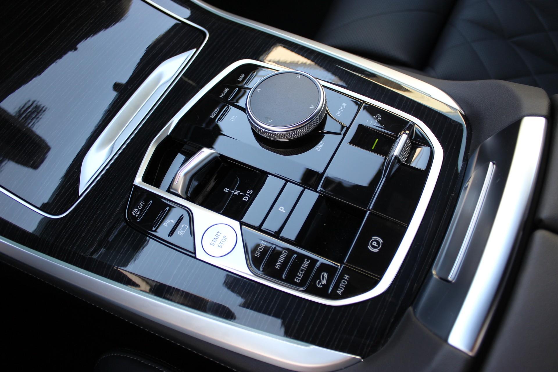 BMW X5 xDrive 50e M Sport *0.9%-LEASINGAKTION*-image-23