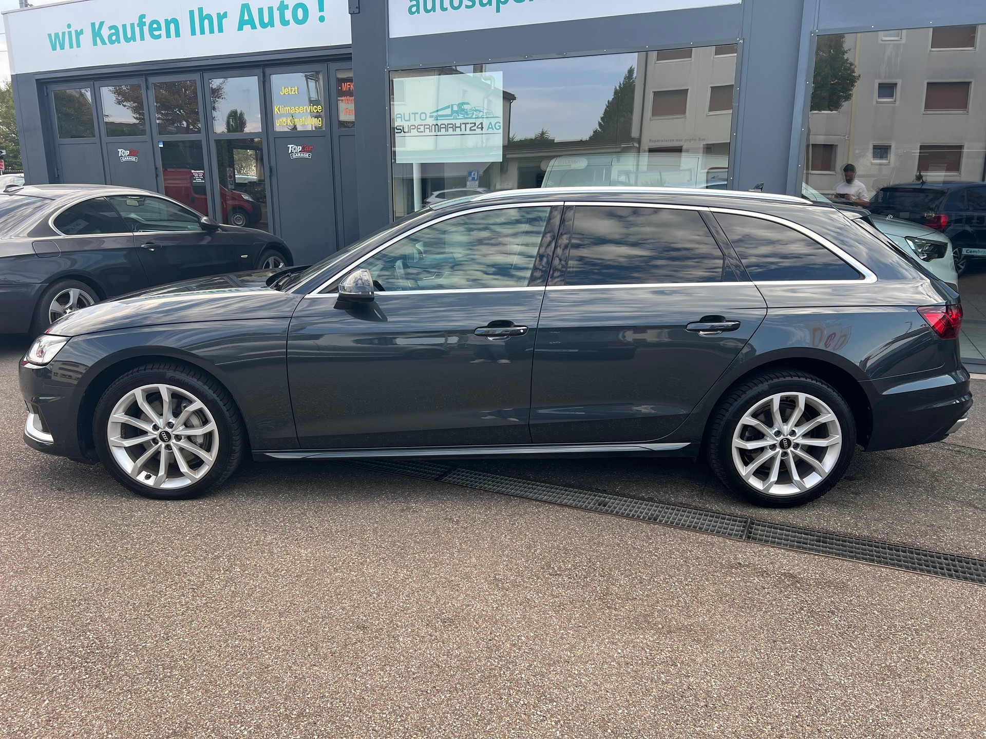 AUDI A4 Avant 40 TDI advanced quattro S-tronic-showroom-element-2