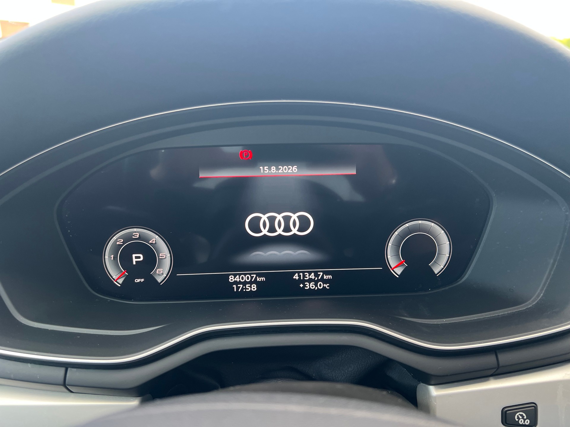 AUDI A4 Avant 40 TDI advanced quattro S-tronic-image-15