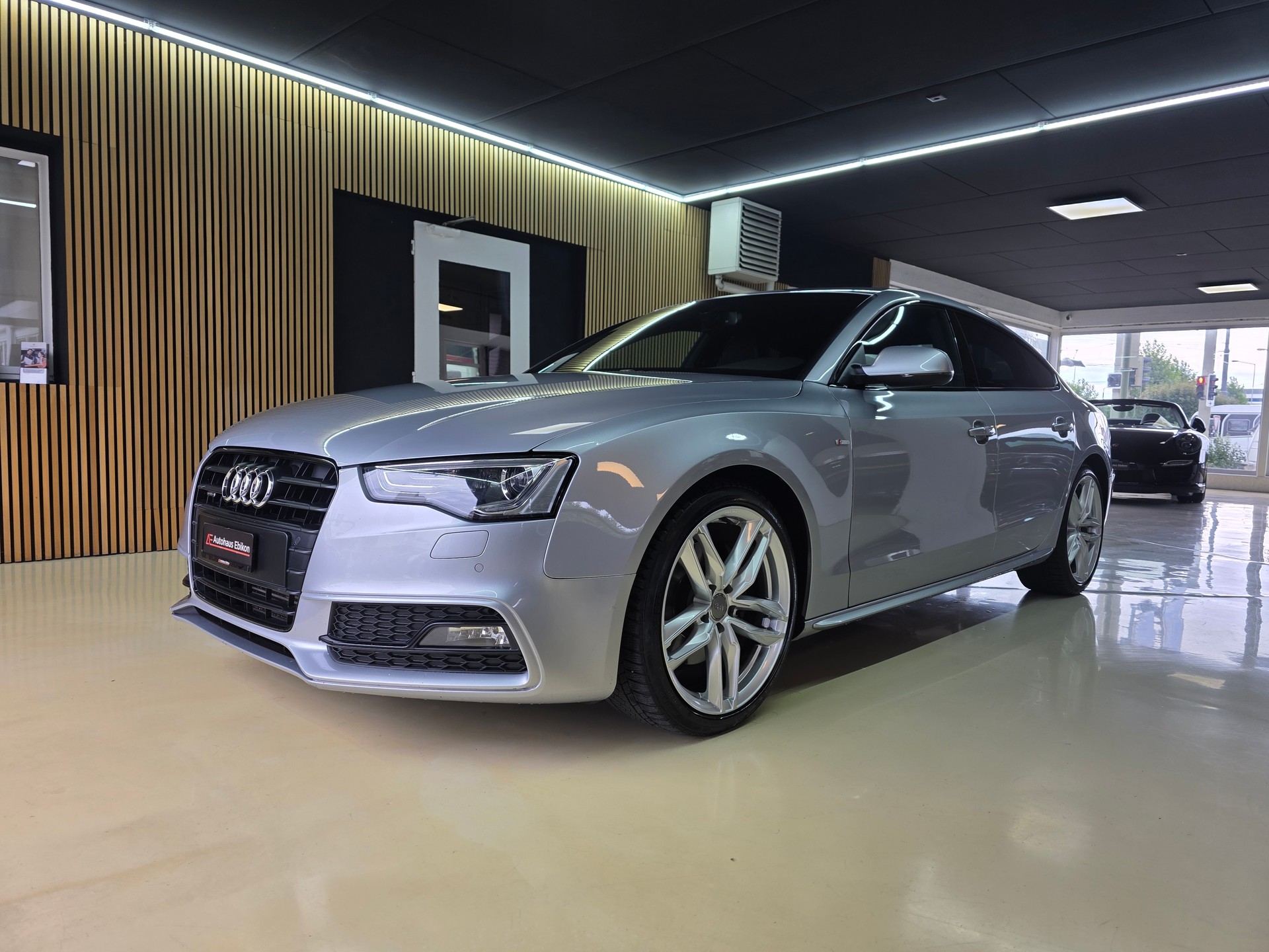 AUDI A5 Sportback 2.0 TFSI quattro S-tronic-showroom-element-2