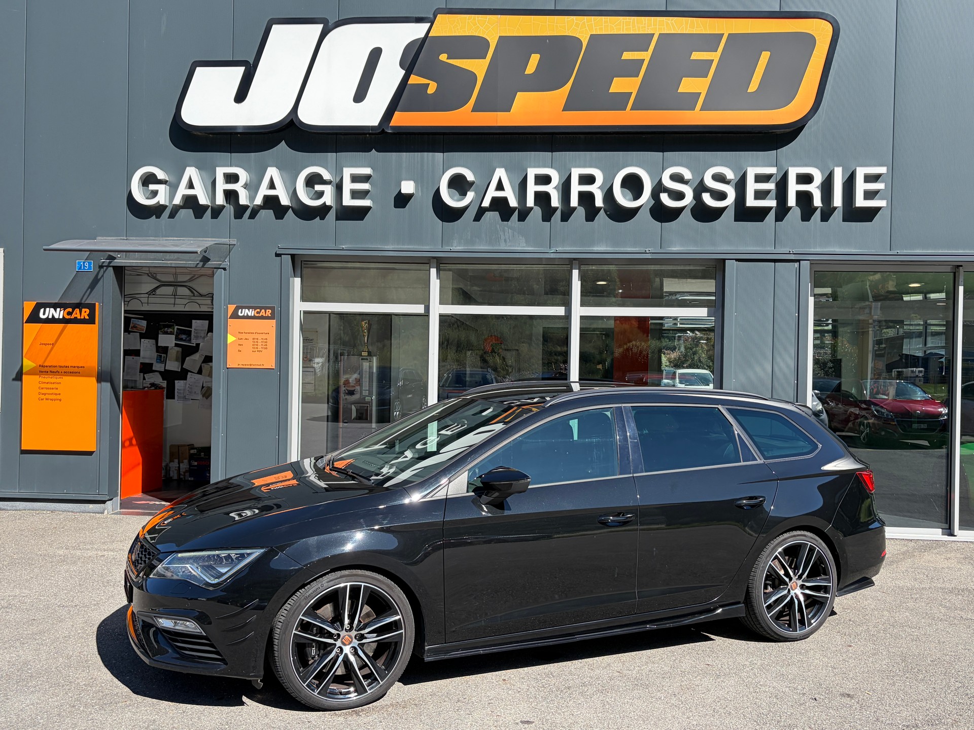 SEAT Leon 2.0 TSI Cupra 300 DSG 4Drive