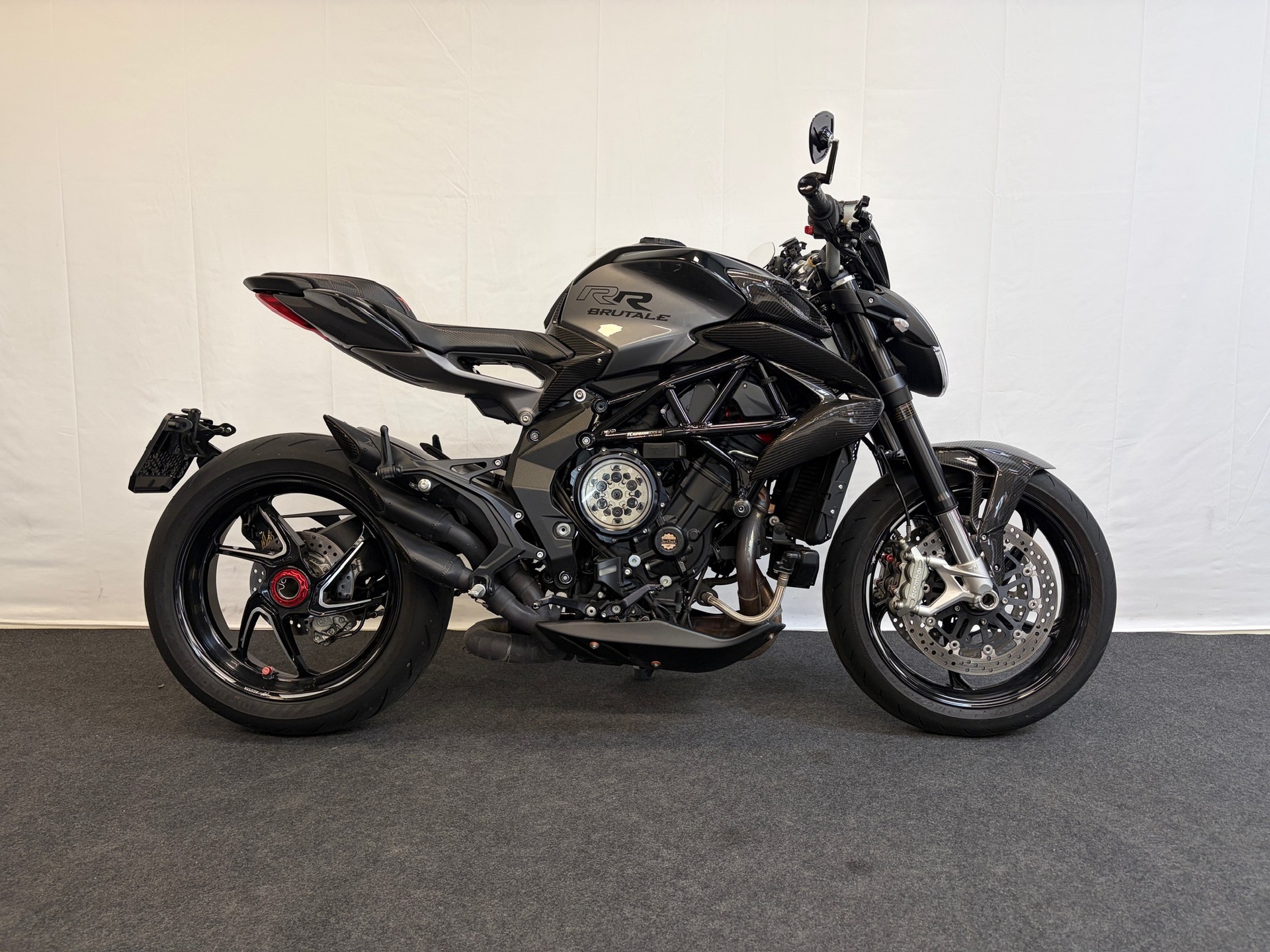 MV AGUSTA B3 Brutale 800 RR-image-1