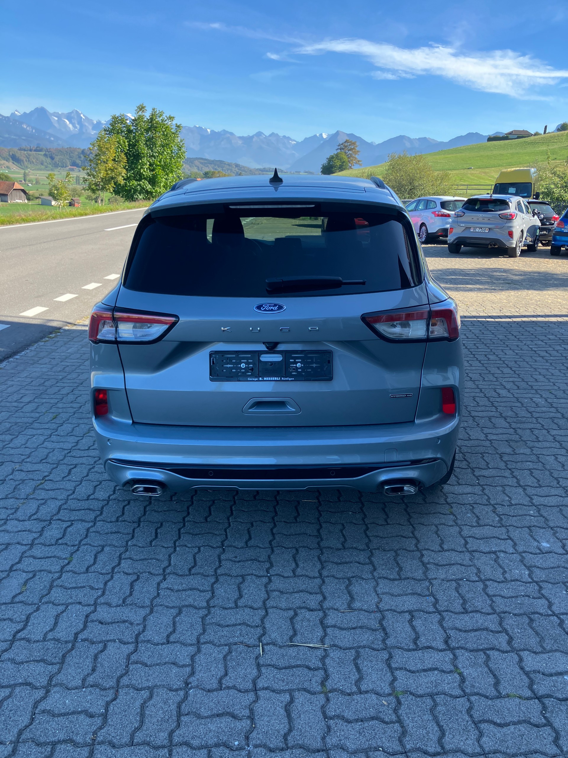 FORD Kuga 2.5 FHEV ST-Line X 4WD-image-2