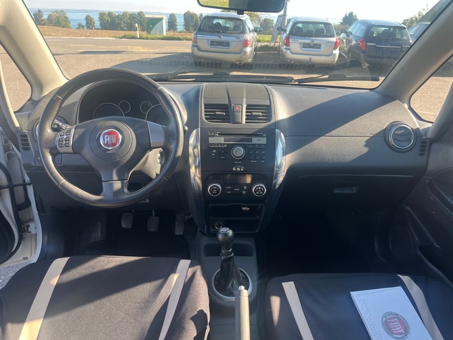 FIAT Sedici 1.6 4WD Freestyle-image-10