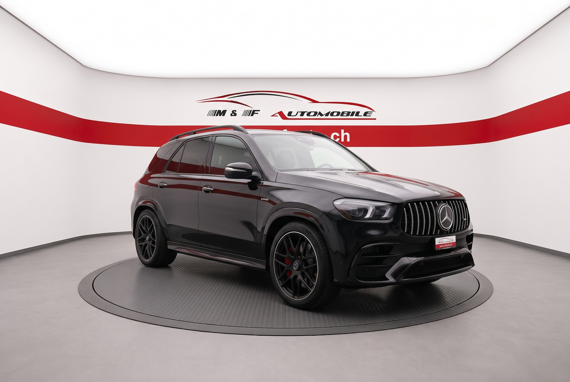 MERCEDES-BENZ GLE 63 S AMG 4matic+-showroom-element-2