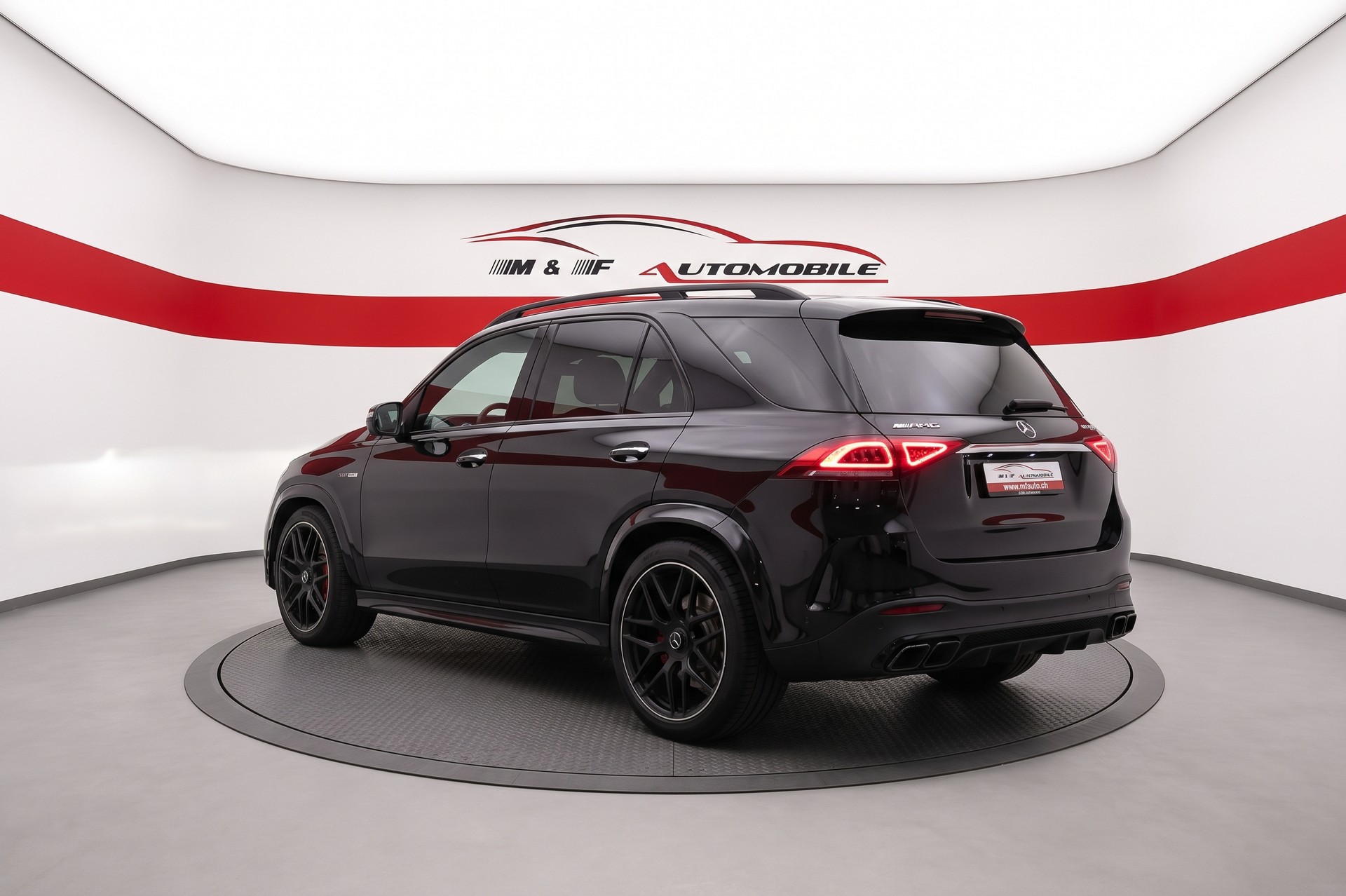 MERCEDES-BENZ GLE 63 S AMG 4matic+-showroom-element-3
