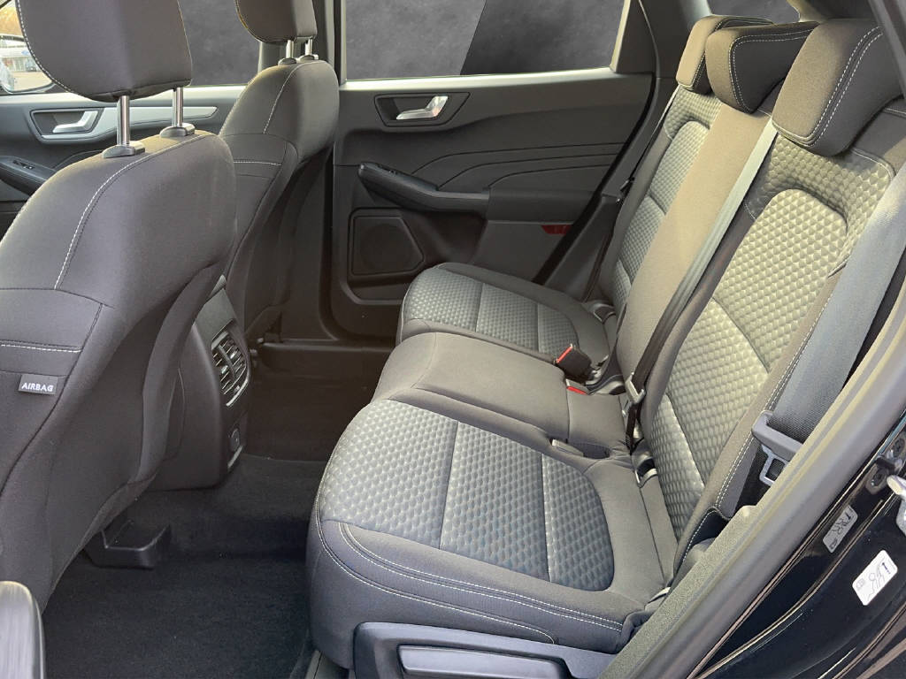 FORD Kuga 2.5 Plug-In Hybrid Cool & Connect-image-13