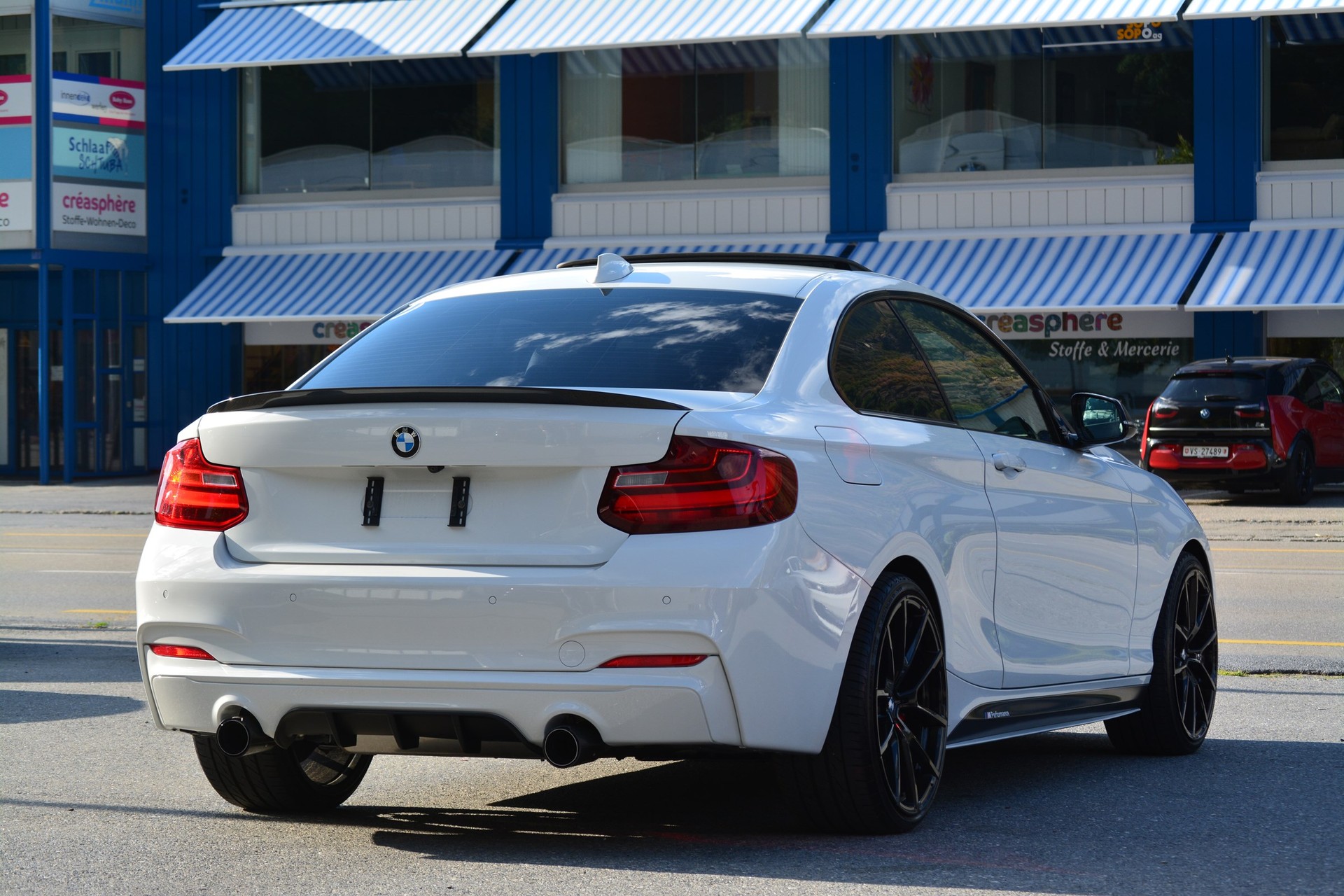 BMW M235i xDrive Steptronic-image-3