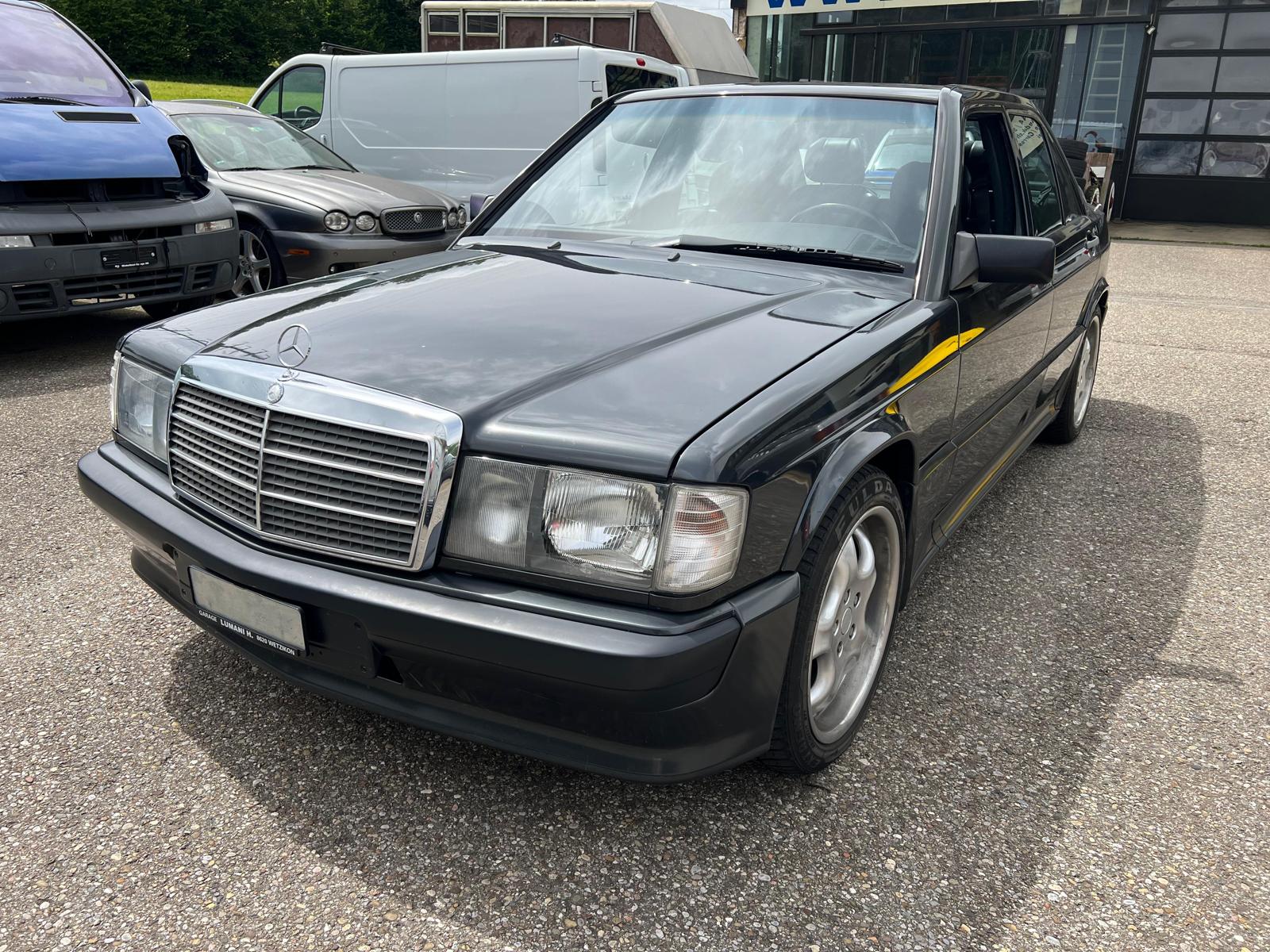 MERCEDES-BENZ 190 E 2.5-16 Automatic | Vollausstattung | Volllederausstattung in Schwarz | Elektrisches Schiebedach uvm.