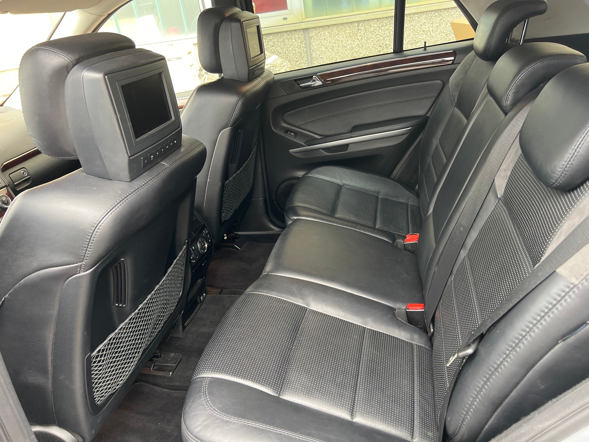 MERCEDES-BENZ ML 63 AMG 4Matic 7G-Tronic-image-6