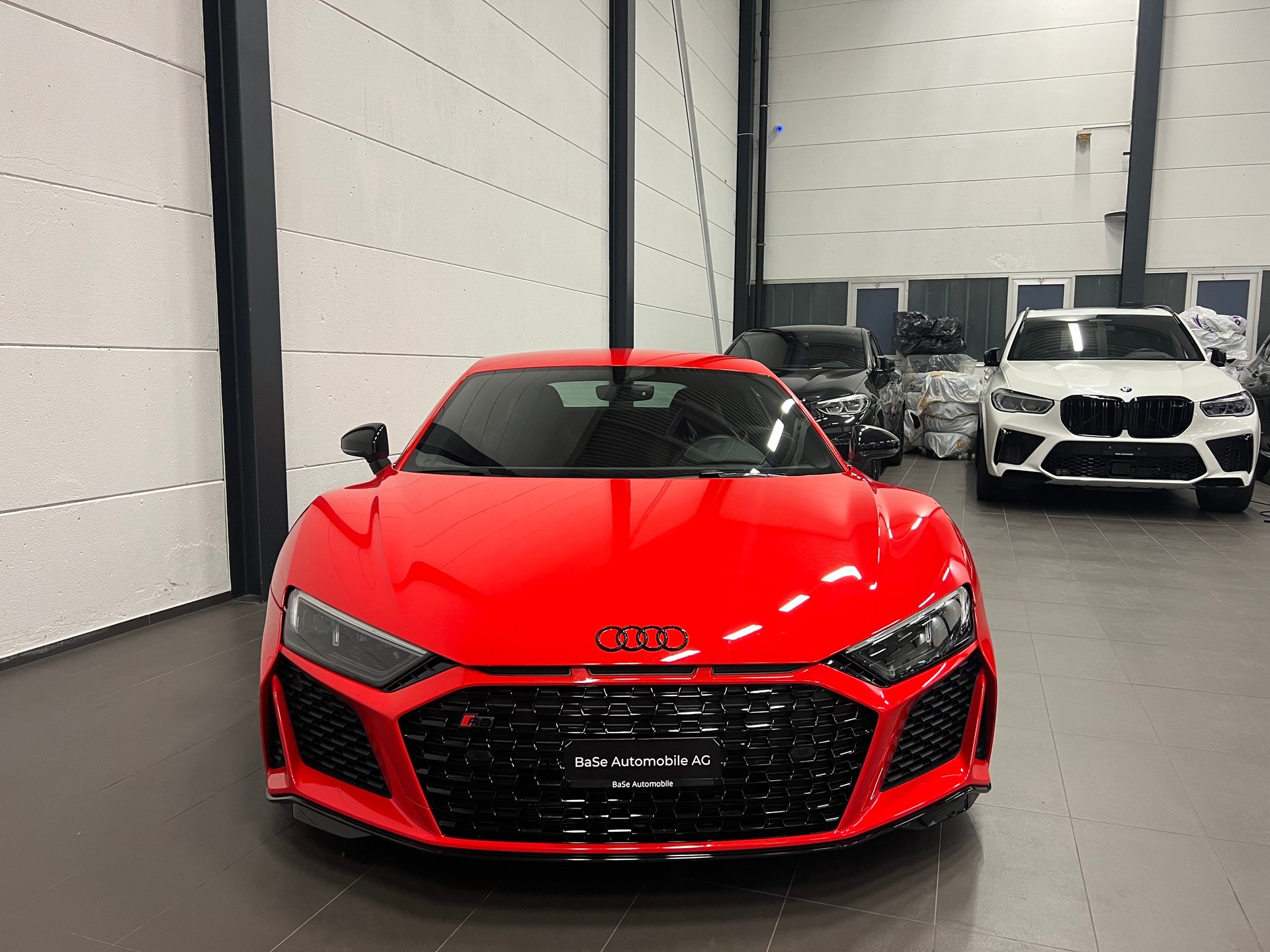 AUDI R8 Coupé RWD S-Tronic-image-6