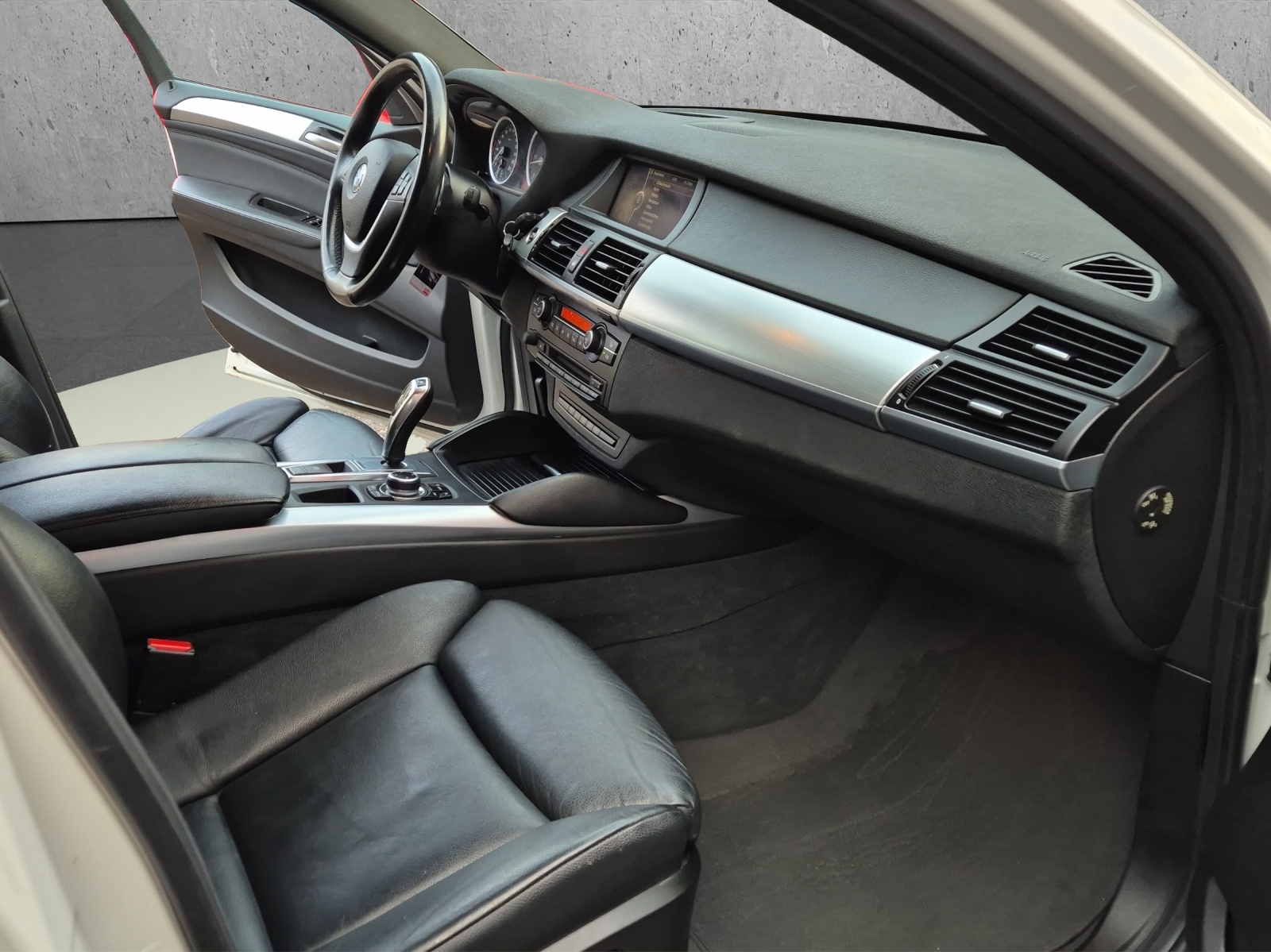 BMW X6 xDrive 40d Steptronic-image-12