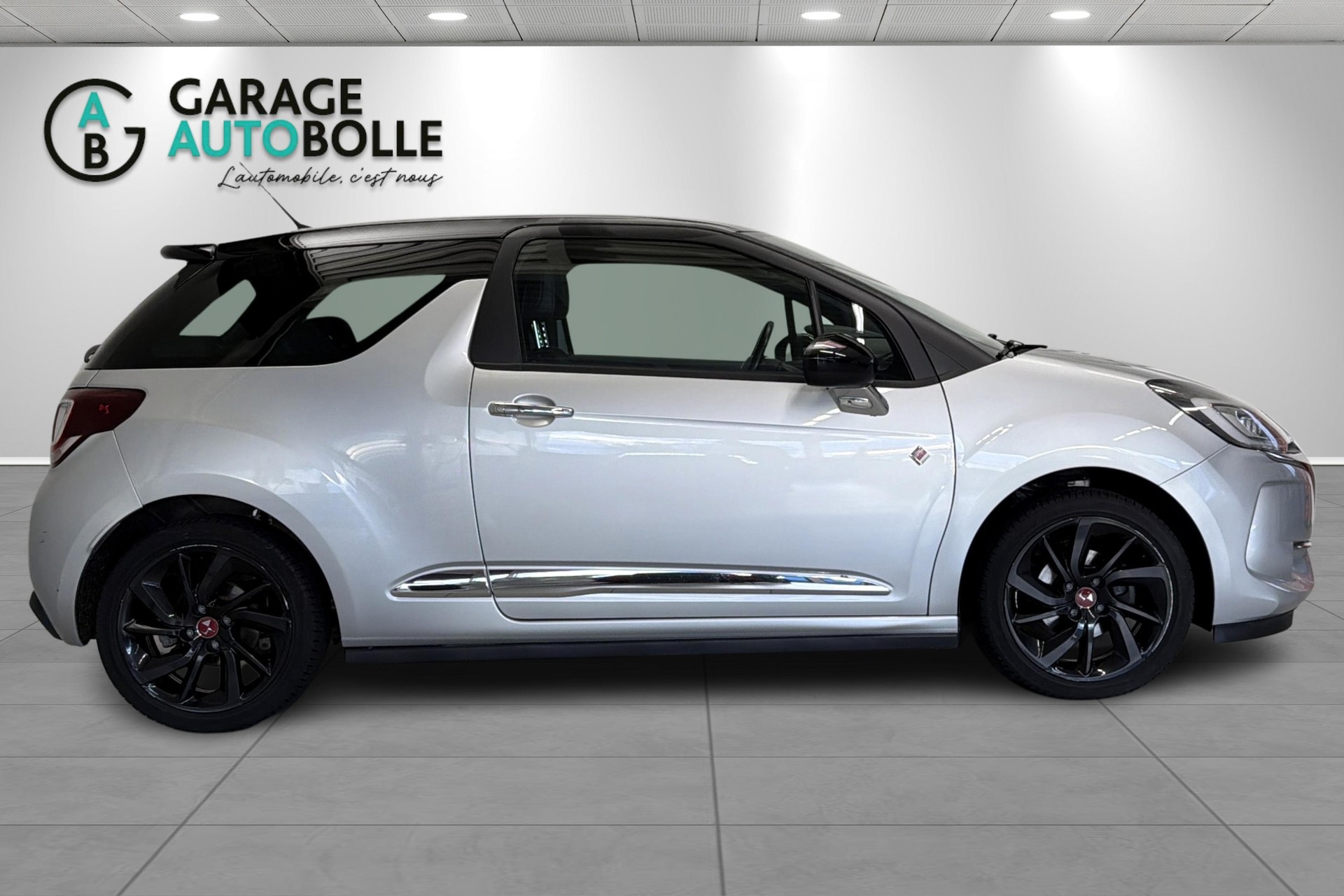 DS AUTOMOBILES DS 3 1.2 PureTech SO Chic EAT-showroom-element-2
