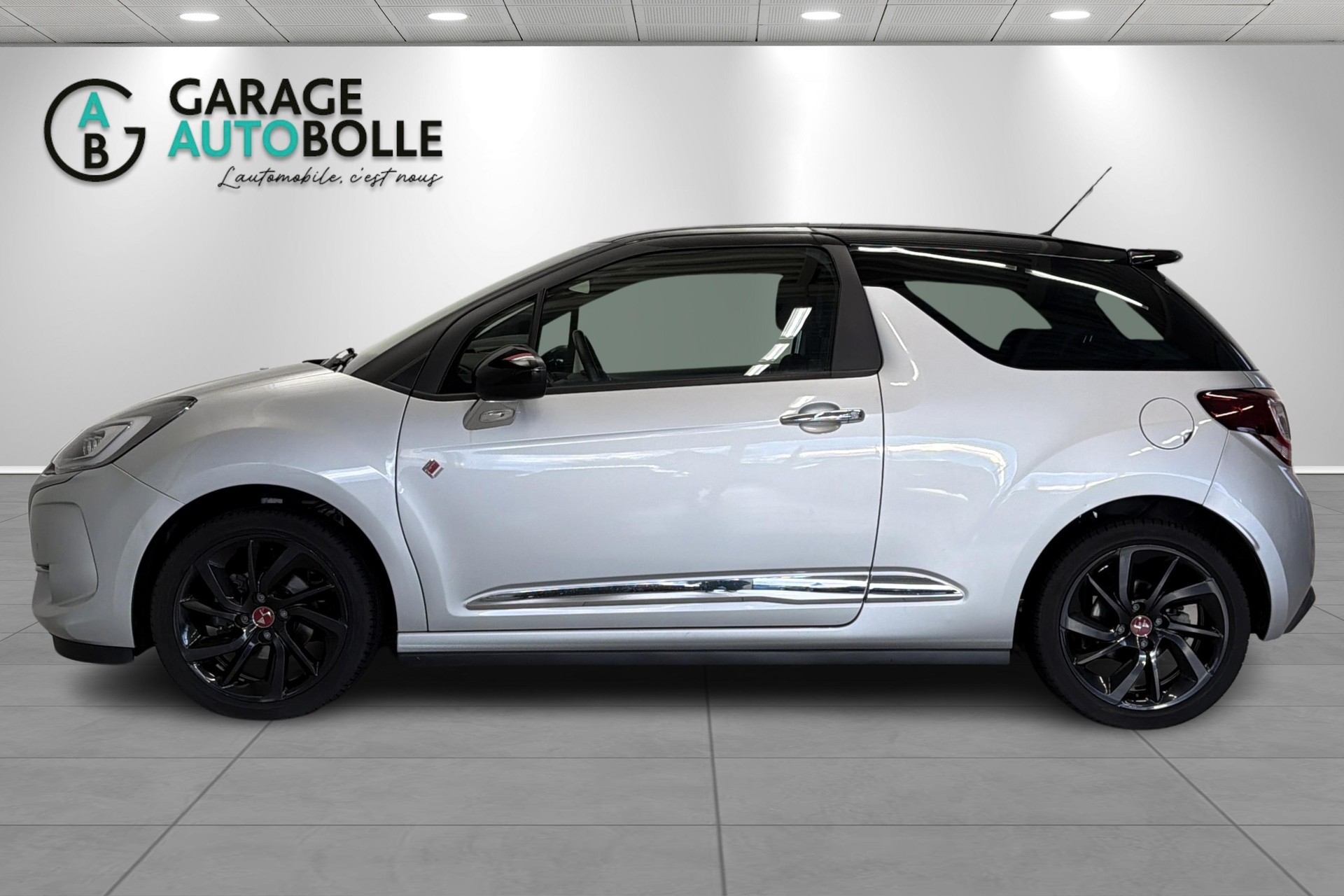 DS AUTOMOBILES DS 3 1.2 PureTech SO Chic EAT-image-6