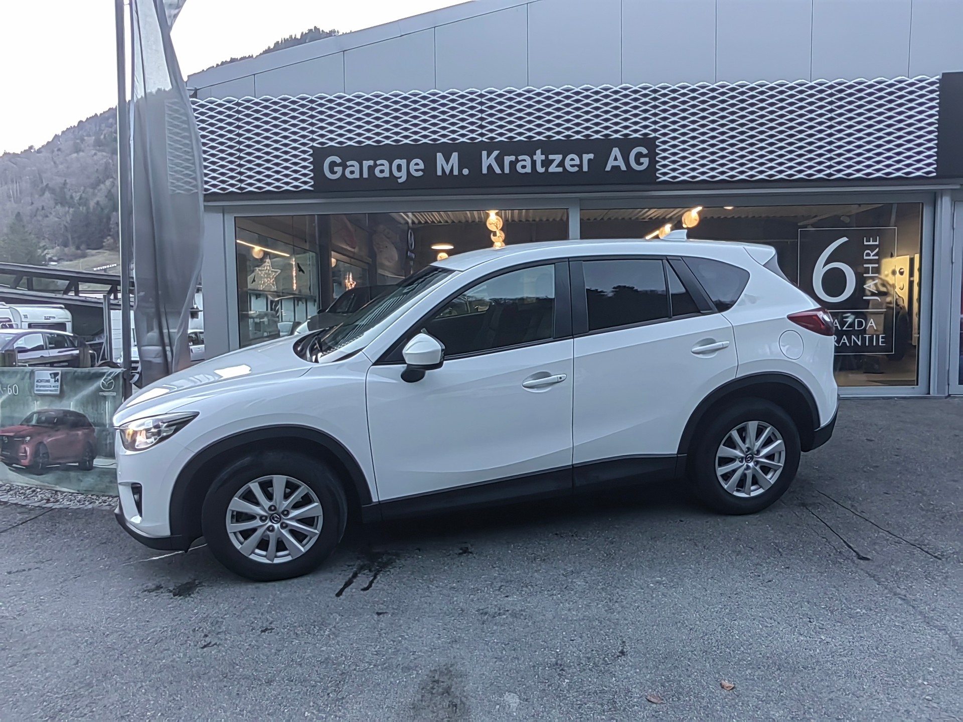 MAZDA CX-5 2.0 Ambition AWD-image-5