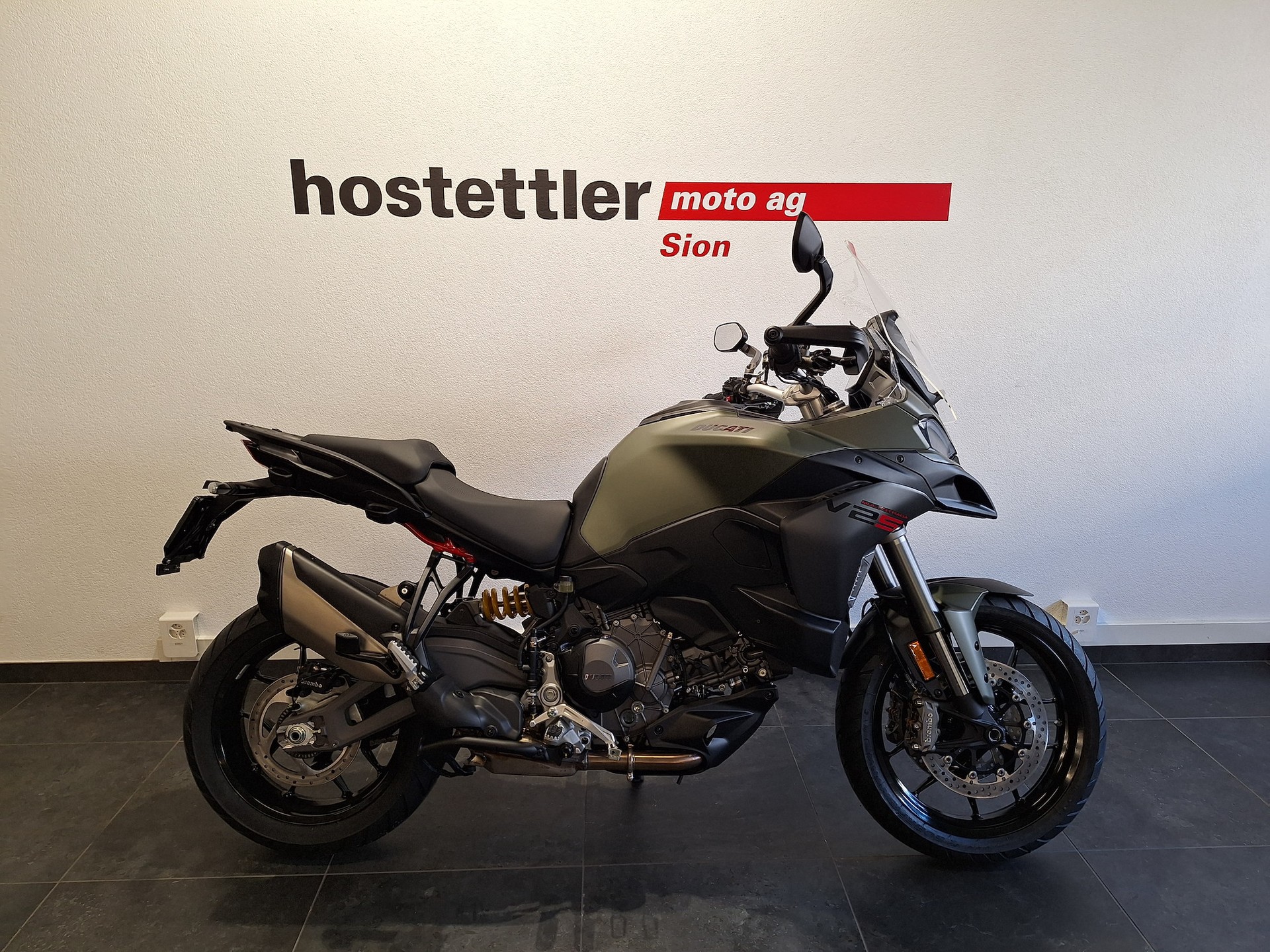 DUCATI Multistrada V2 S Travel-image-1