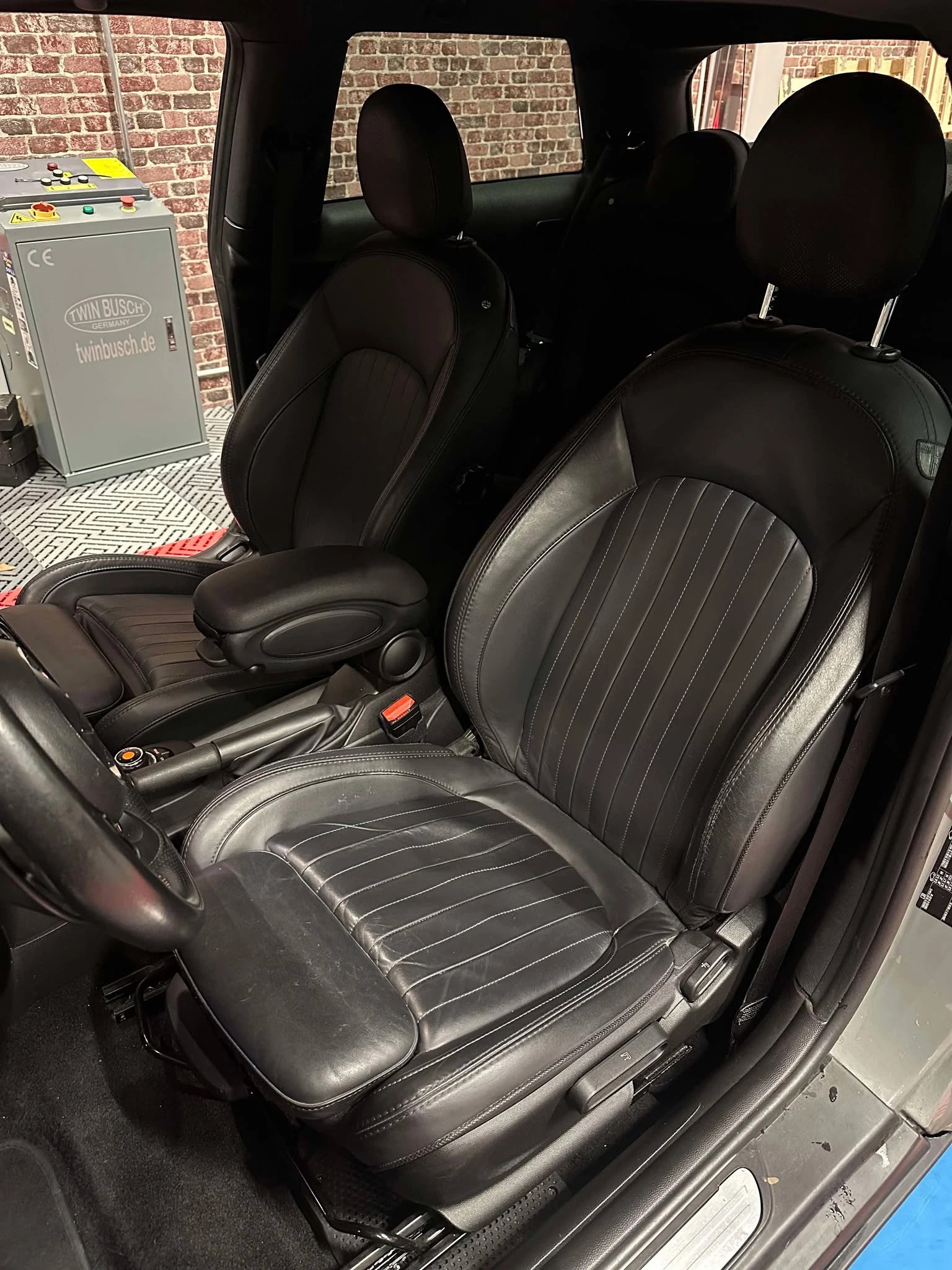 MINI Cooper S Steptronic DKG-image-8